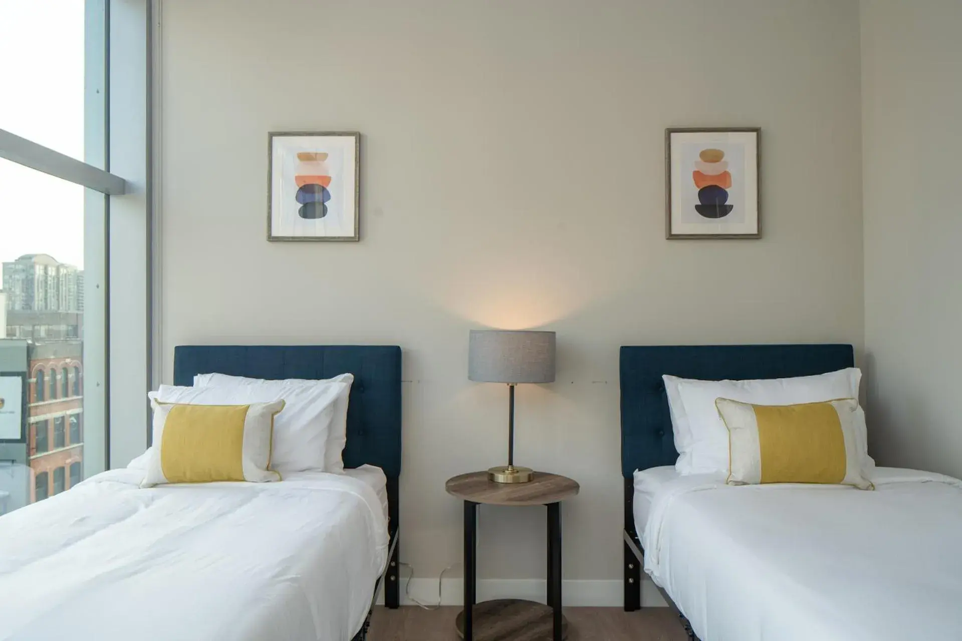 Bed in Kasa River North Chicago Bed in Kasa River North Chicago