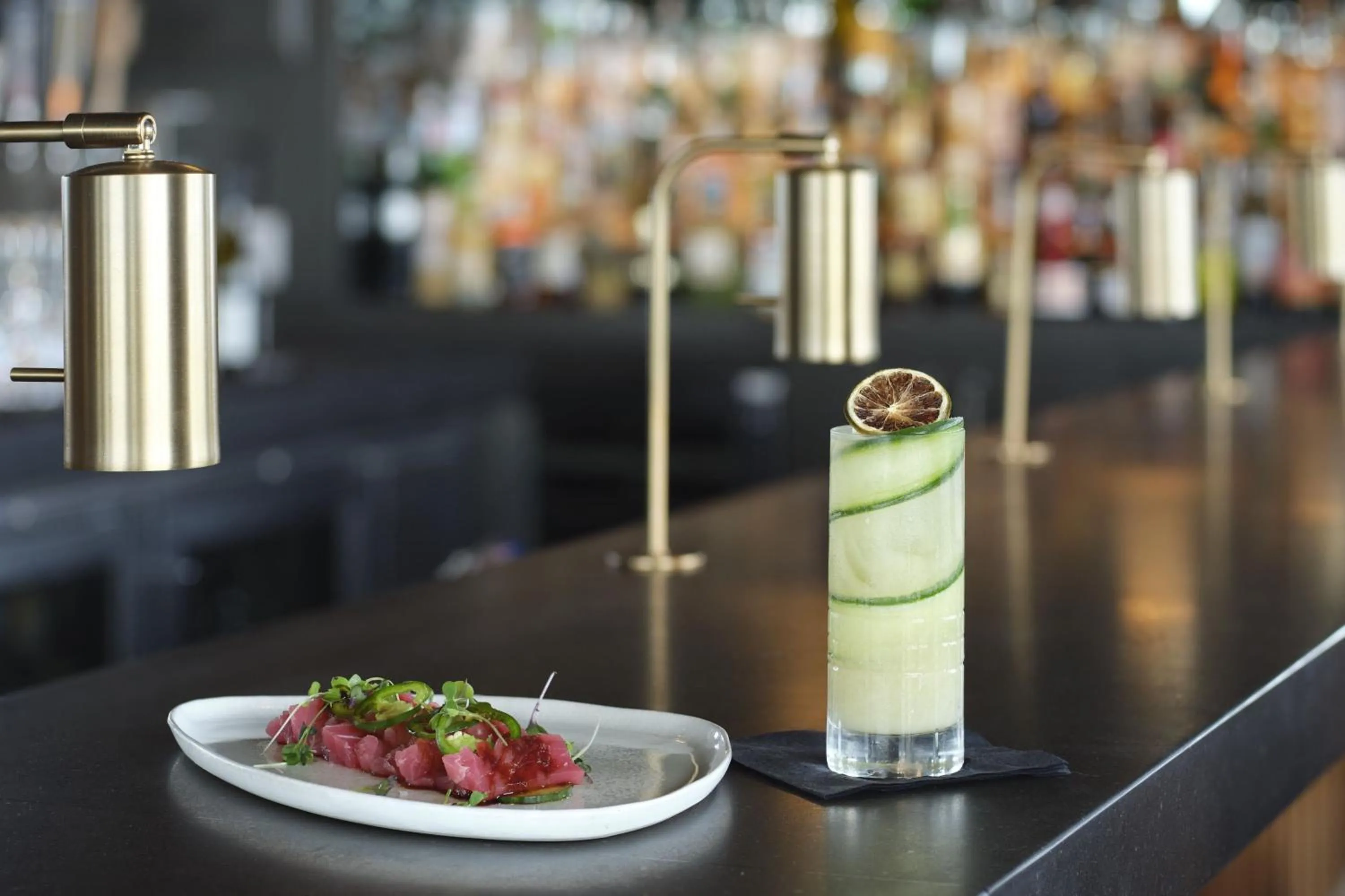 Lounge or bar in The Westin Portland Harborview