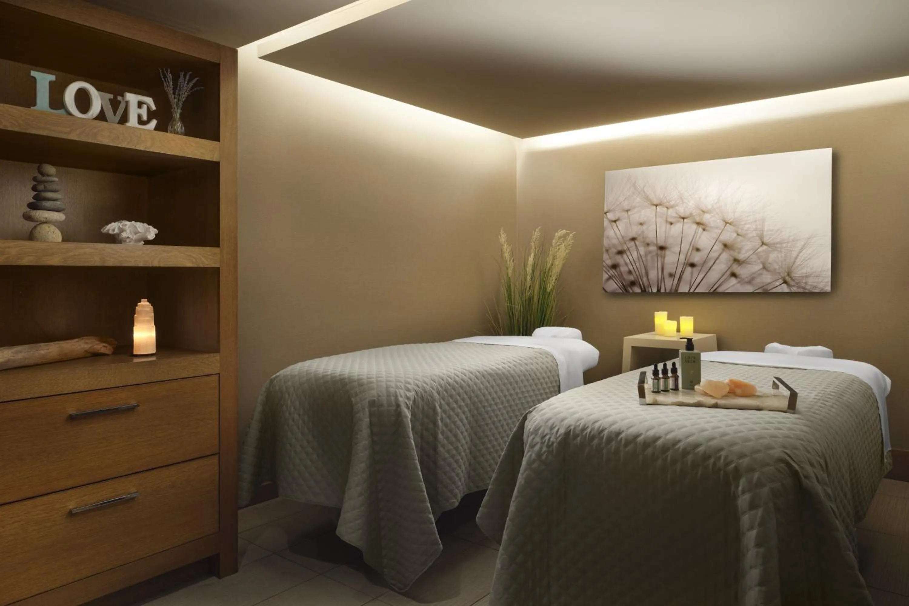 Spa and wellness centre/facilities, Bed in The Westin Portland Harborview
