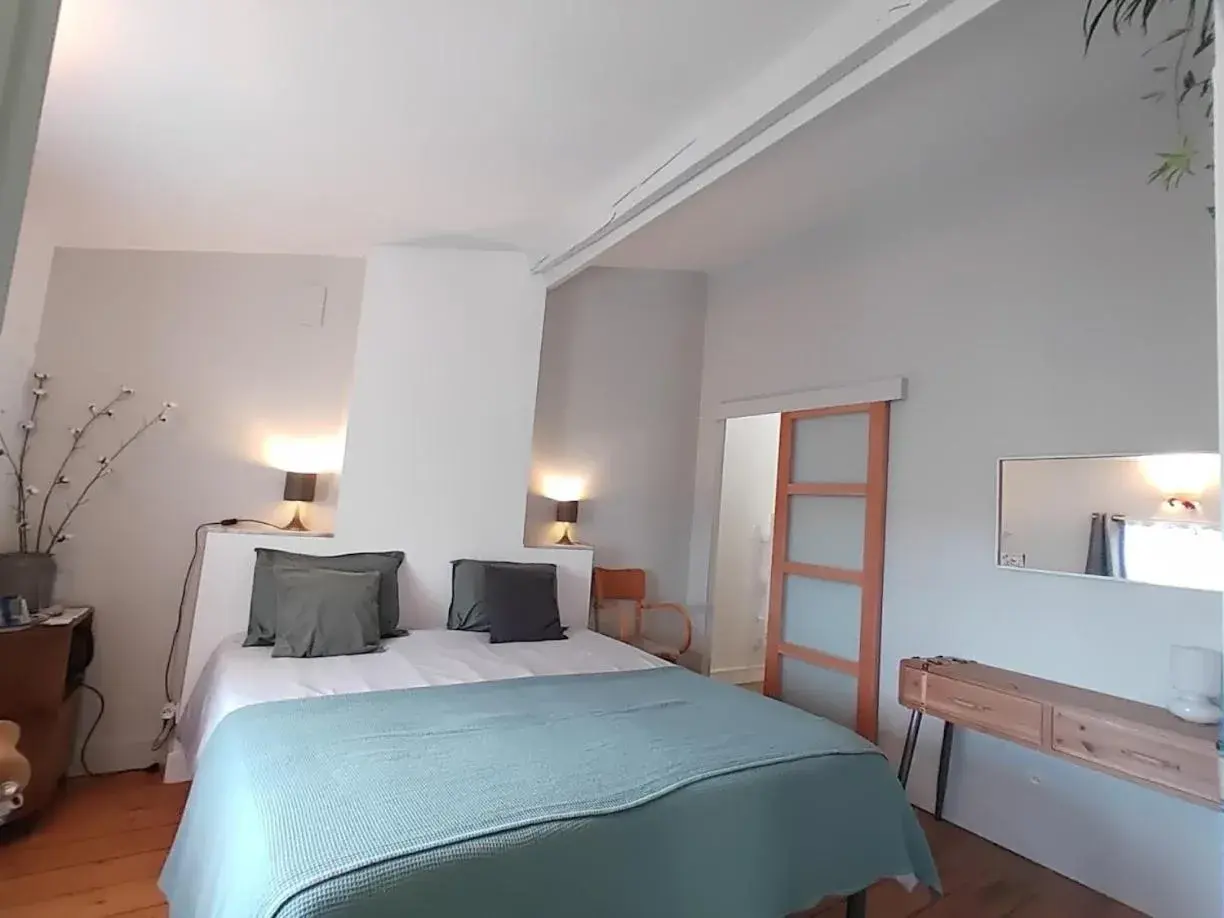 Double or Twin Room with Garden View in La maison botanique Double or Twin Room with Garden View in La maison botanique