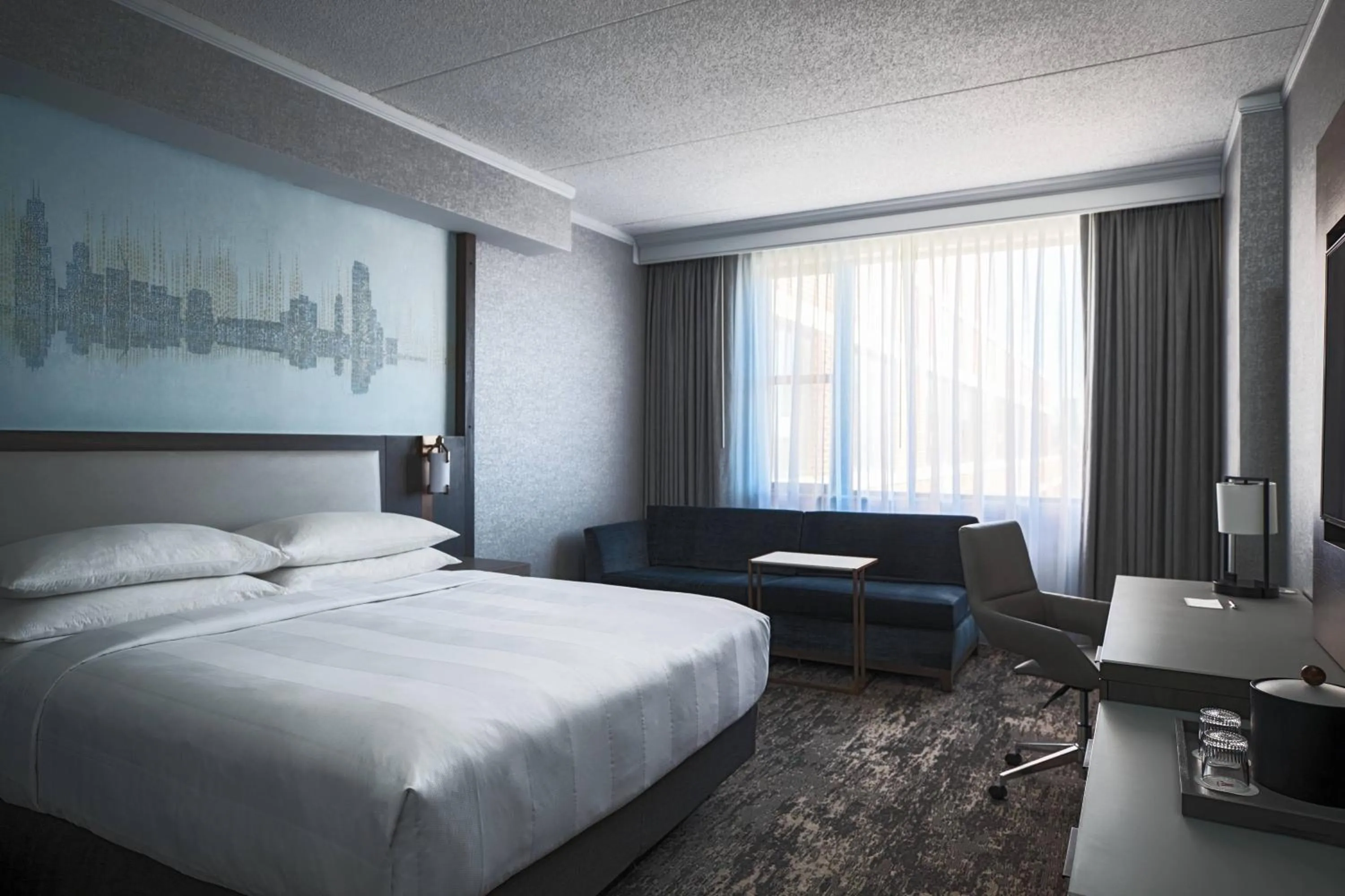 Photo of the whole room, Bed in Courtyard by Marriott Chicago at Medical District-UIC