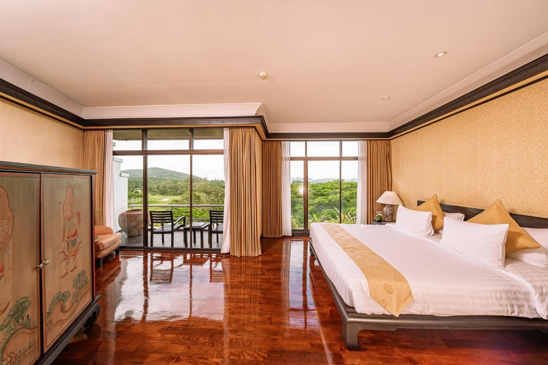 Balcony/Terrace, Bed in Blue Canyon Country Club