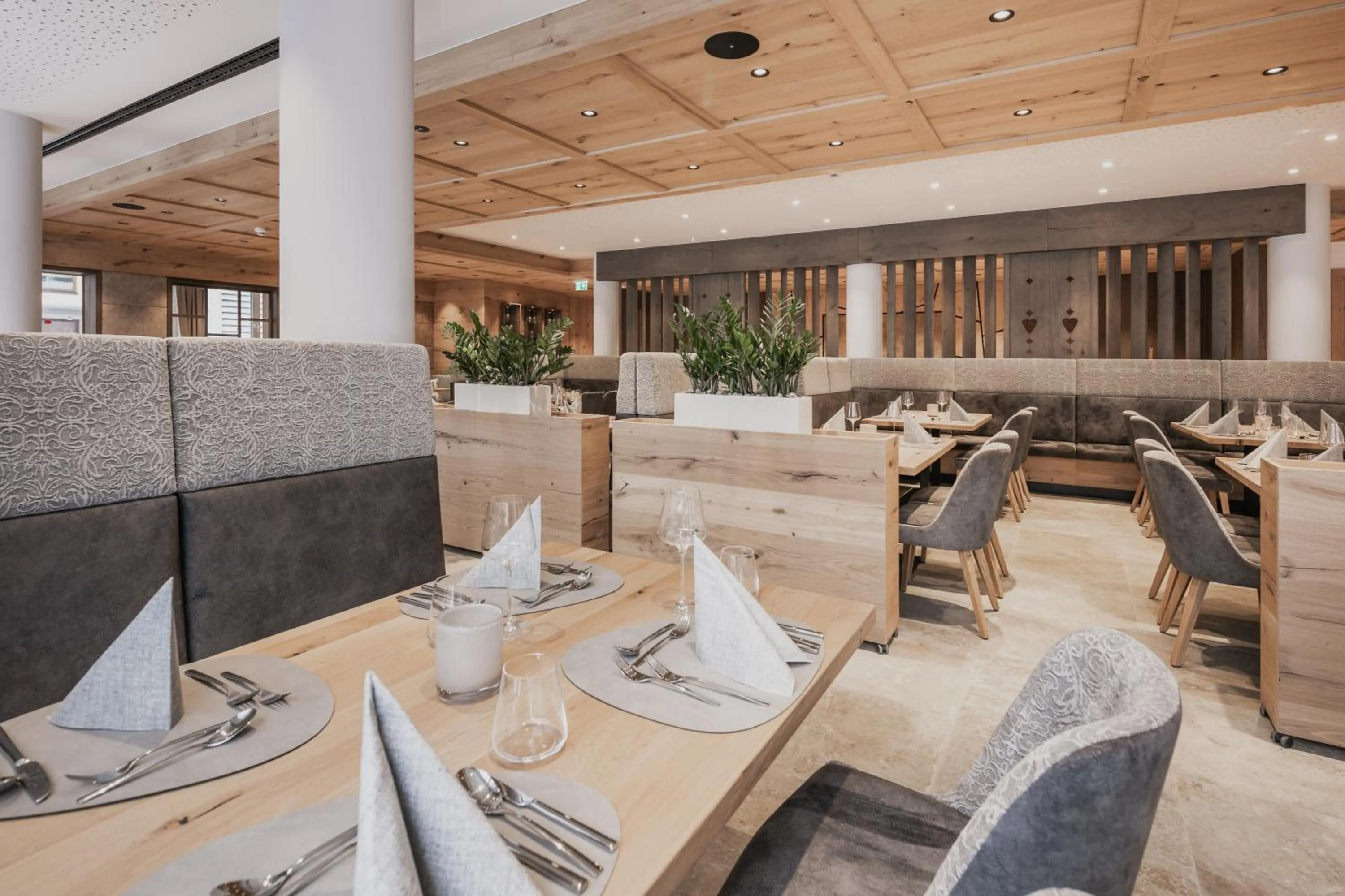 Restaurant/places to eat in FIRSTpeak Zauchensee