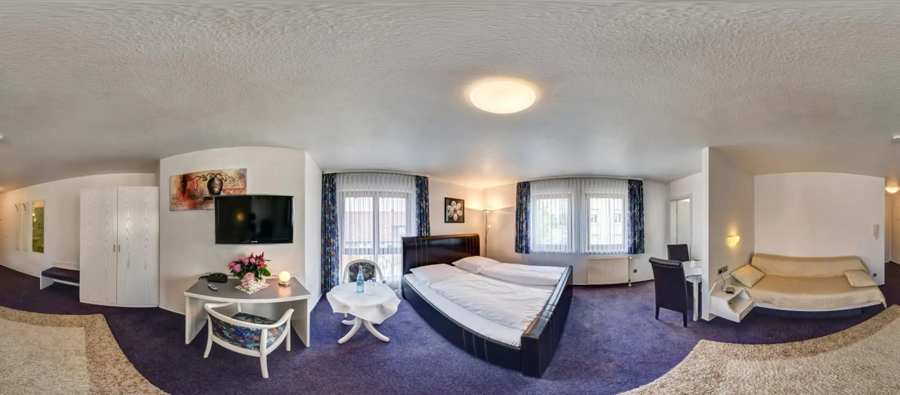 Triple Room in Hotel Gasthof Traube Triple Room in Hotel Gasthof Traube