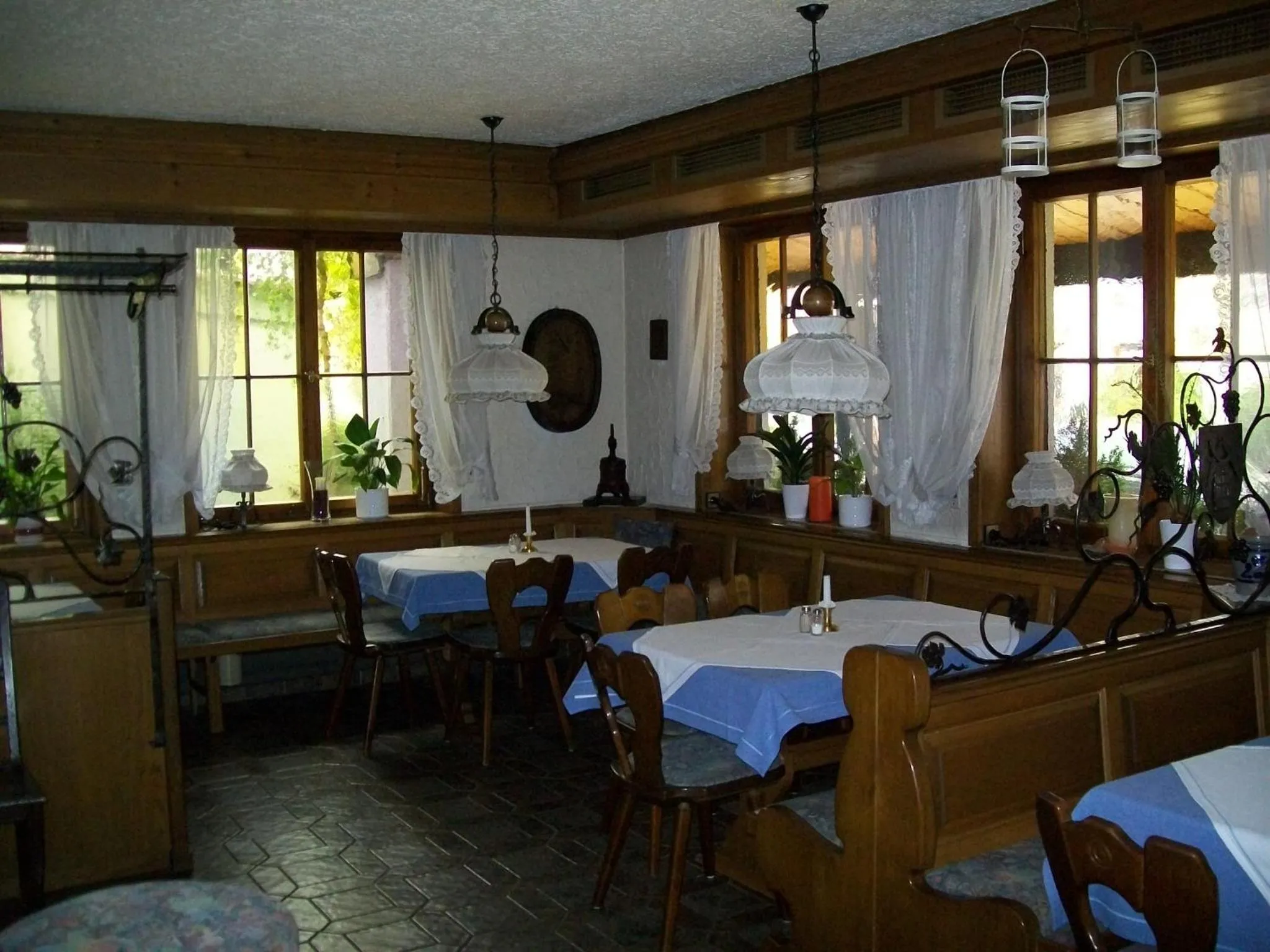 Restaurant/places to eat in Hotel Gasthof Traube