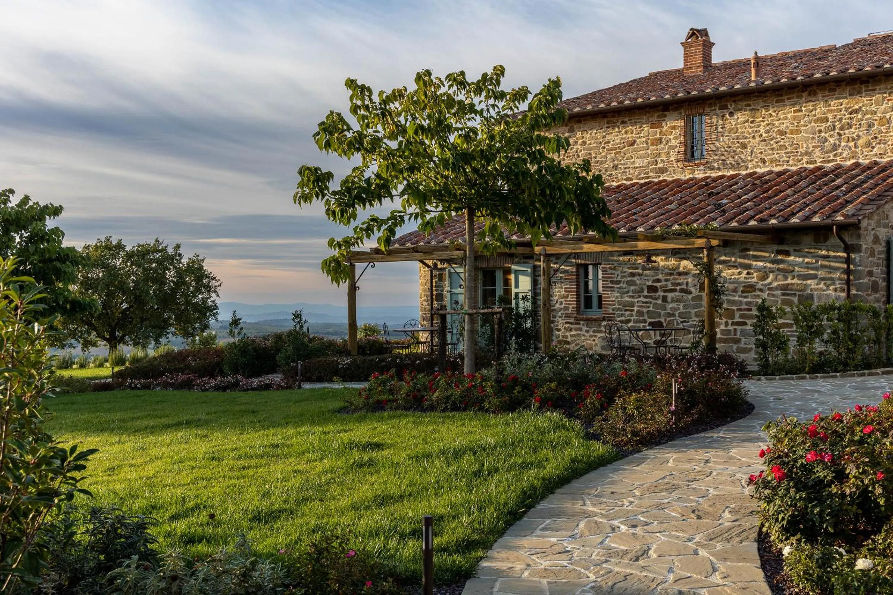 Property building in I Borghi dell'Eremo