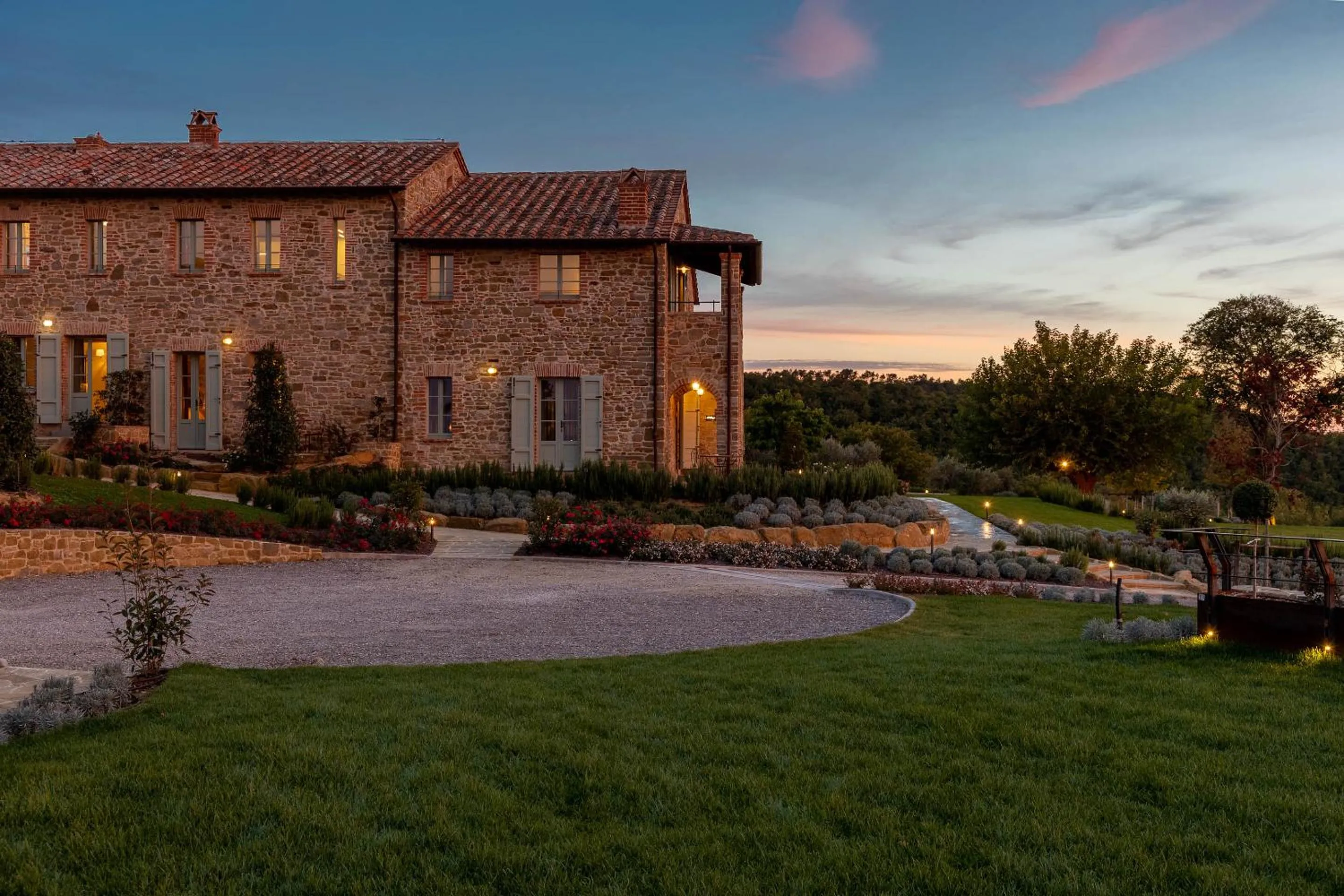 Property building in I Borghi dell'Eremo
