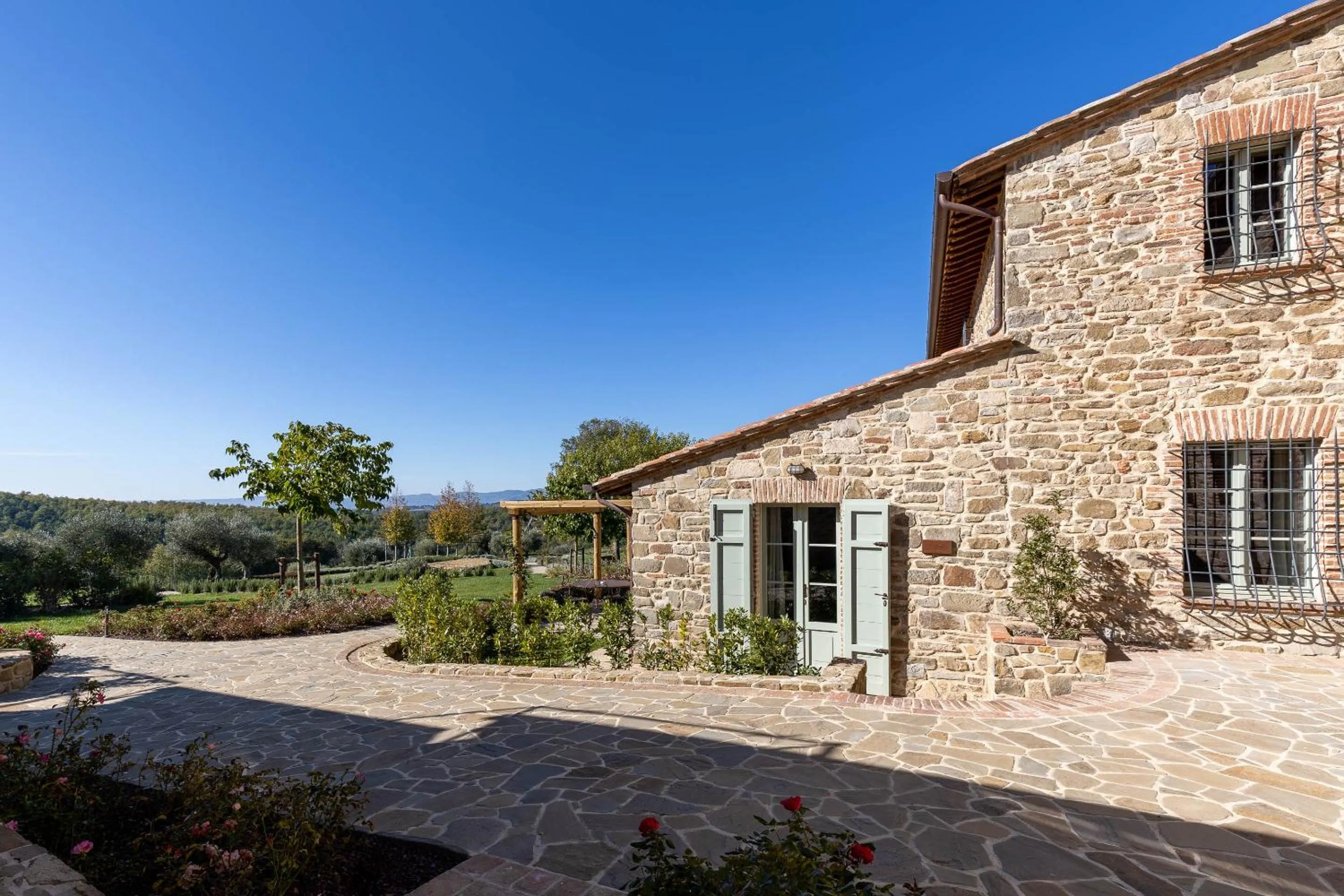 Property building in I Borghi dell'Eremo