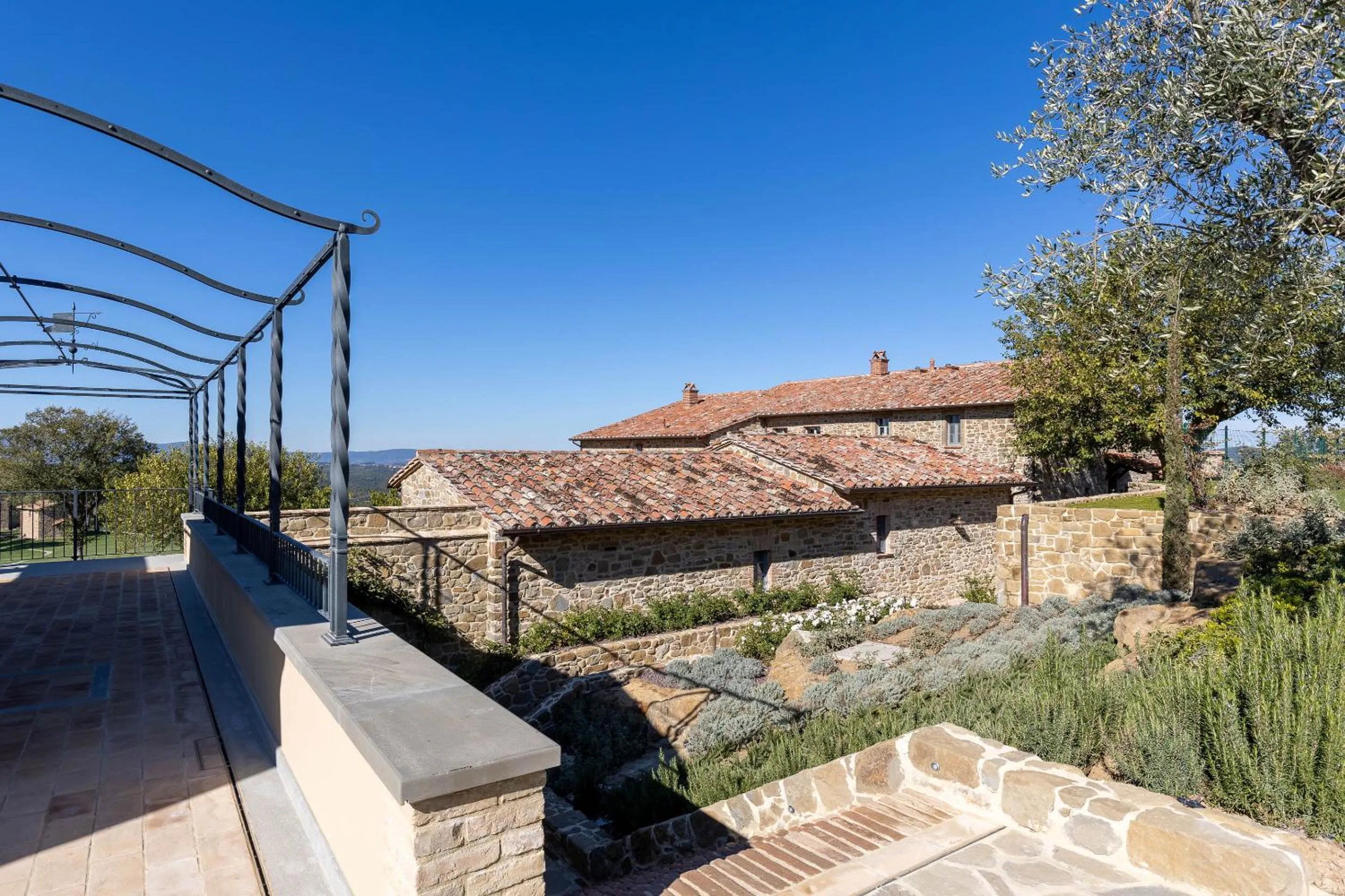 Facade/entrance in I Borghi dell'Eremo