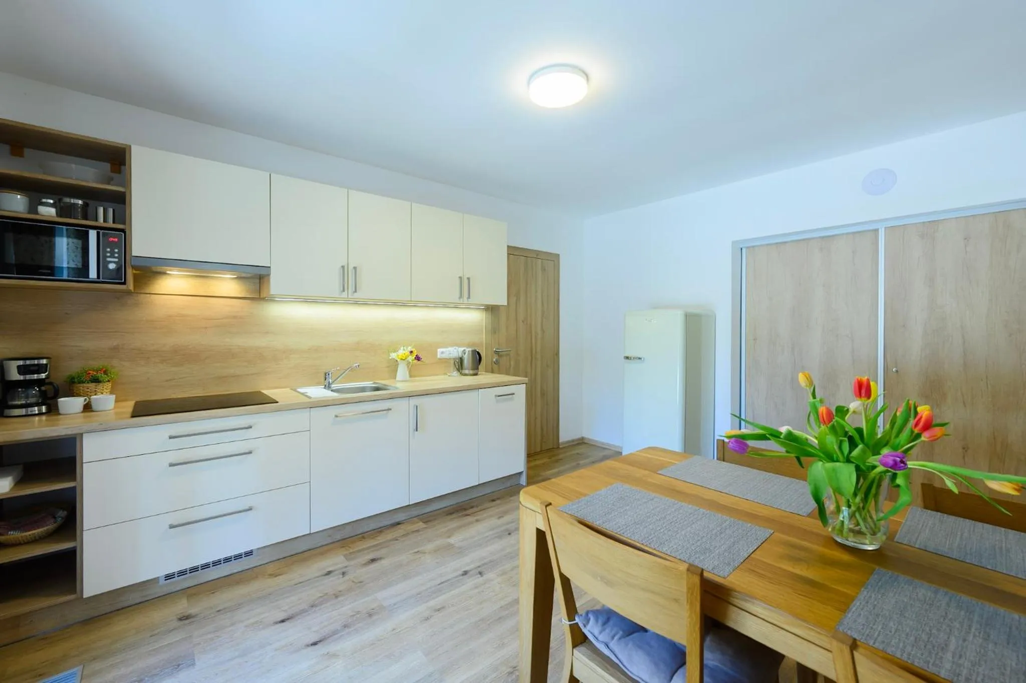 Kitchen or kitchenette in Apartmány Mezivodí