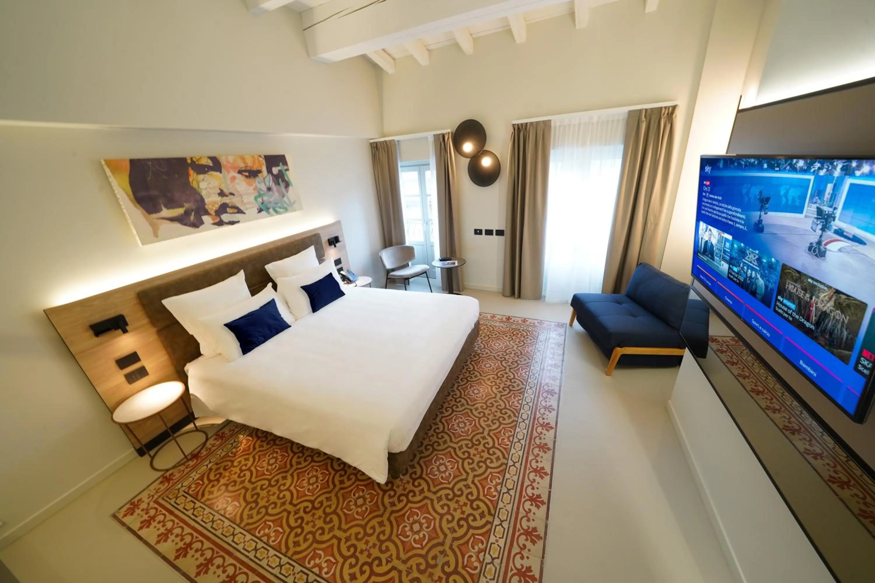 Photo of the whole room, Bed in Bergamo INN 21