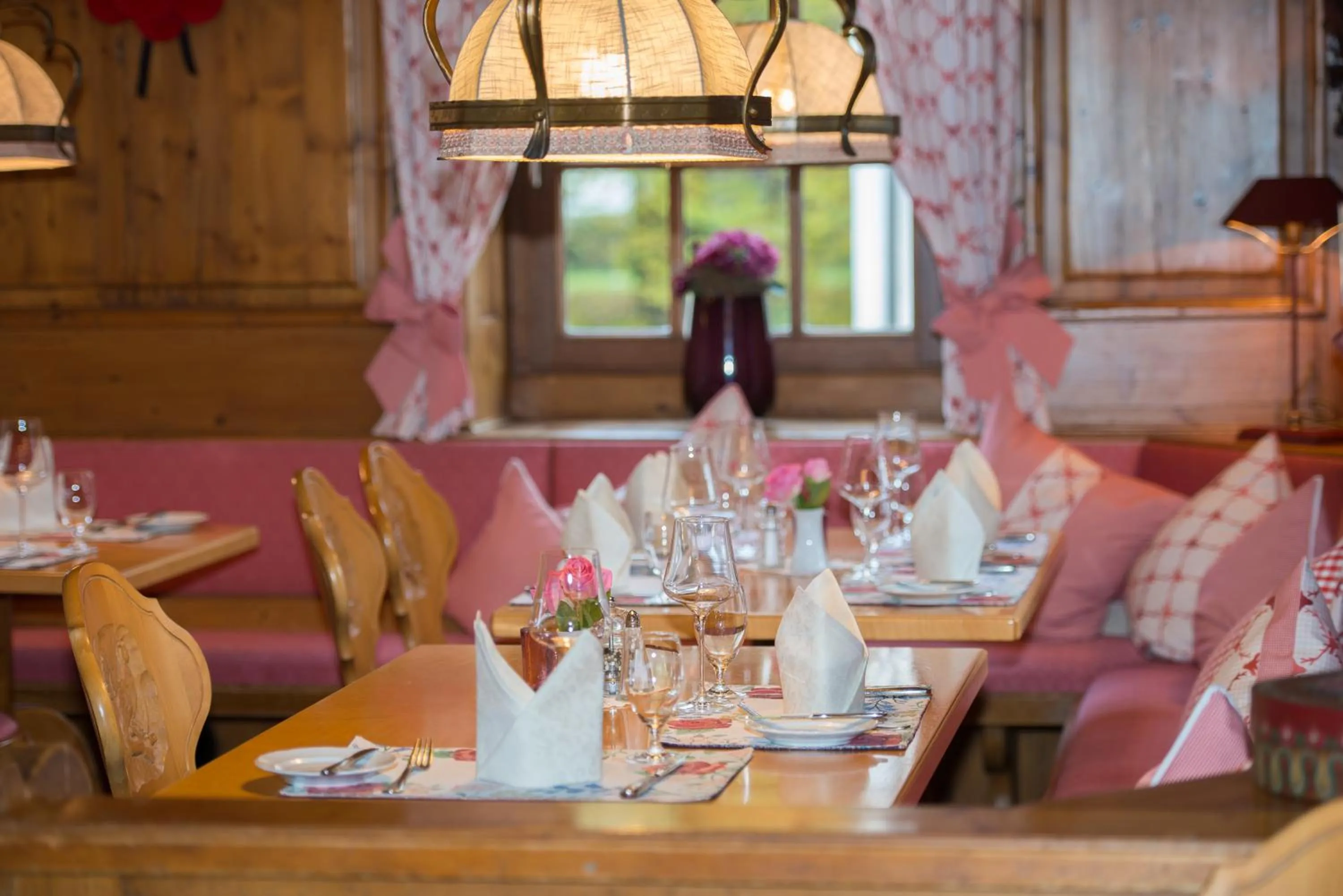 Restaurant/places to eat in Gasthaus Auerhahn