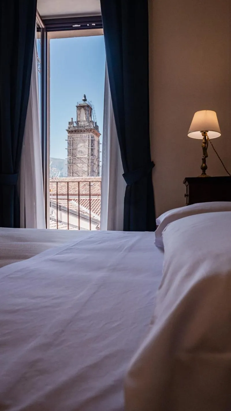 Photo of the whole room, Bed in Palazzo dei Pavoni, Relais di Charme