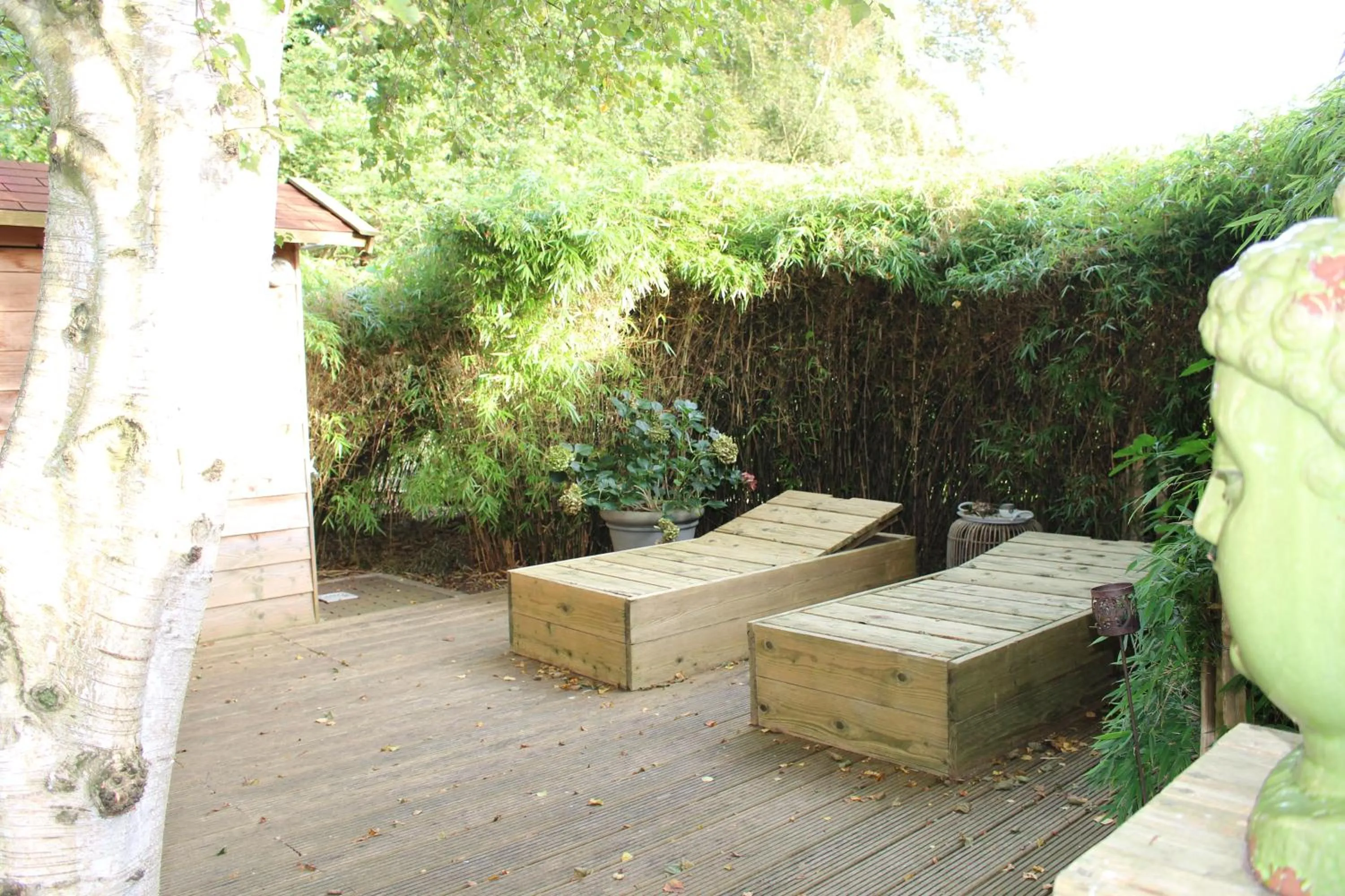 Hot Tub in Huize Koempoelan