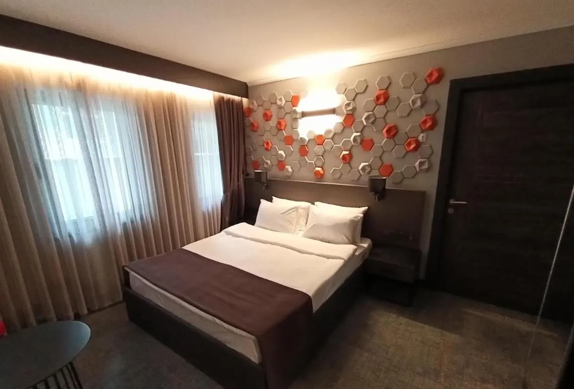 Photo of the whole room, Bed in Days Hotel by Wyndham Ankara Cankaya