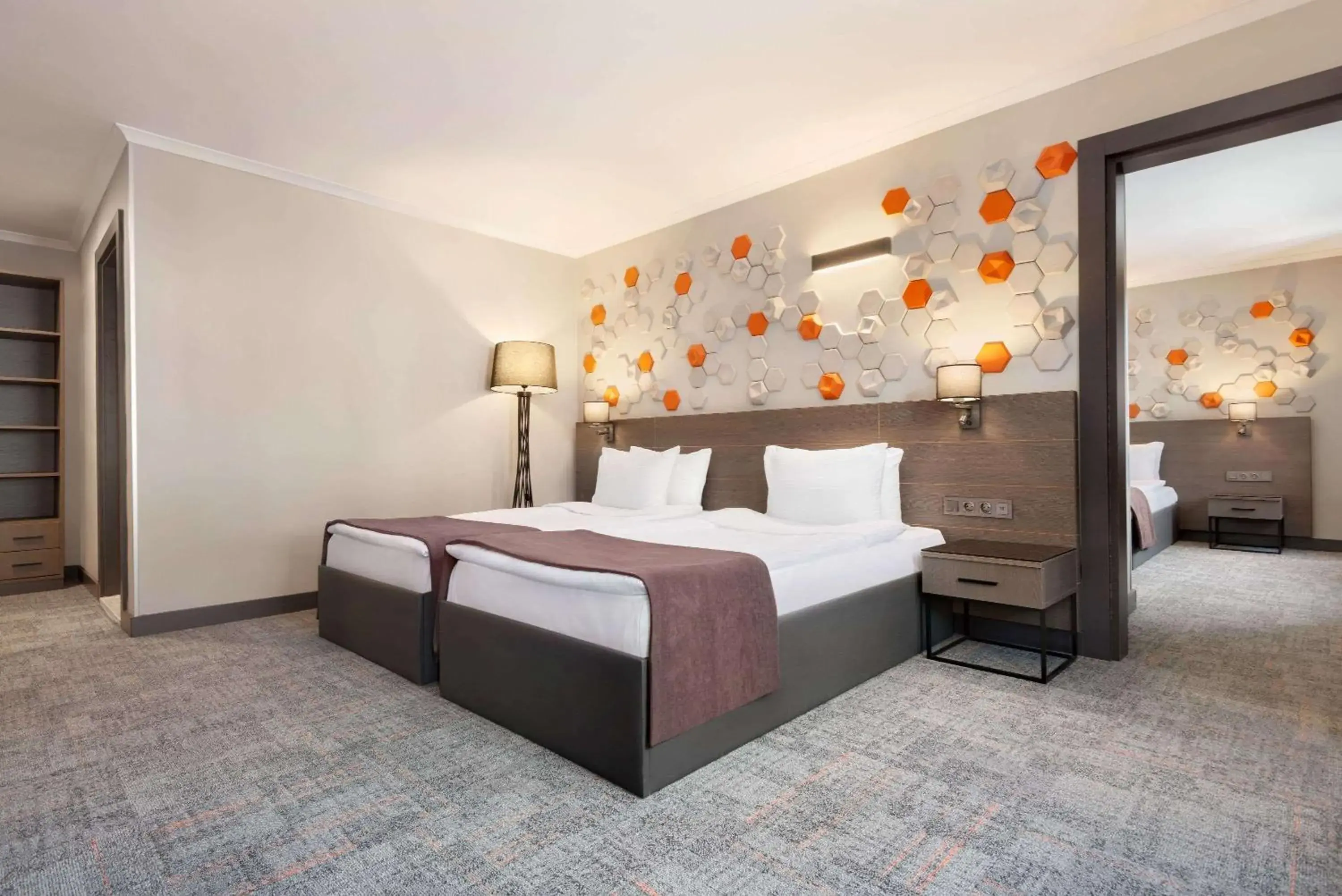 Photo of the whole room, Bed in Days Hotel by Wyndham Ankara Cankaya Photo of the whole room, Bed in Days Hotel by Wyndham Ankara Cankaya