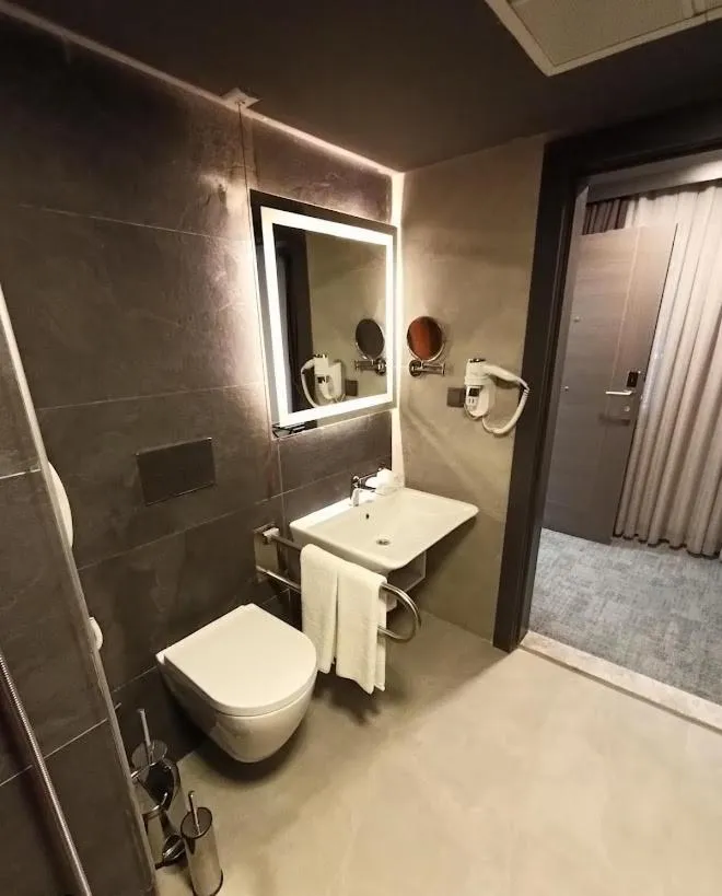 Bathroom in Days Hotel by Wyndham Ankara Cankaya