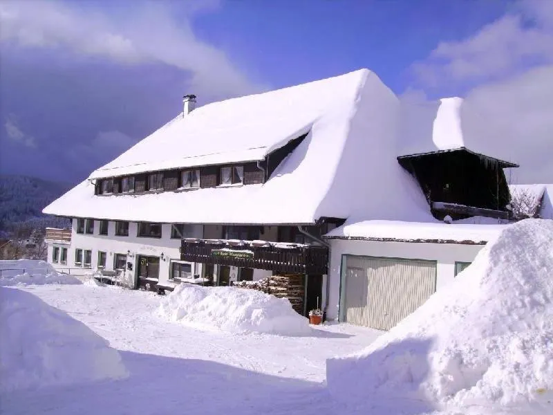 Facade/entrance in Pension Wiesengrund