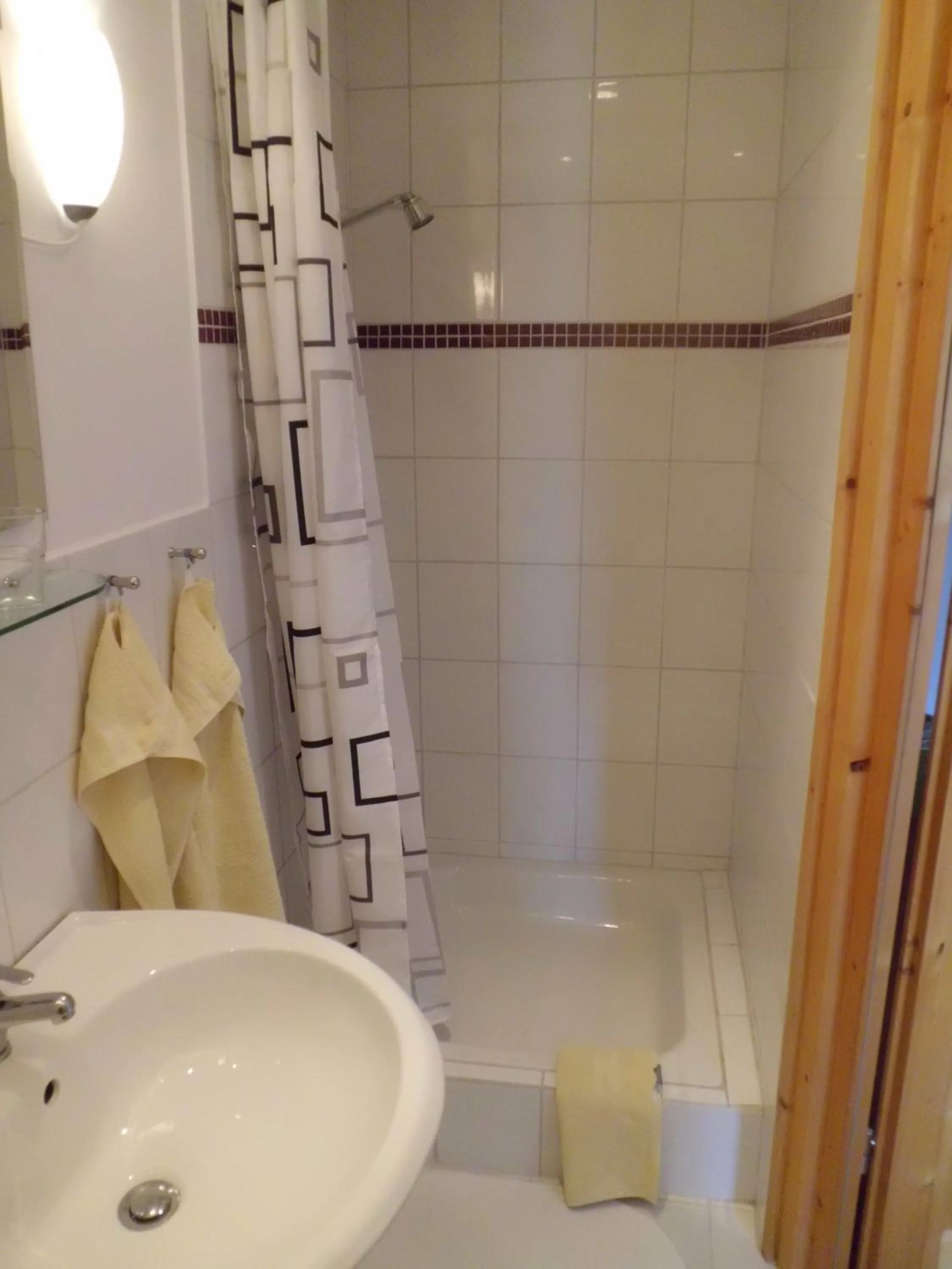 Shower in Pension Wiesengrund