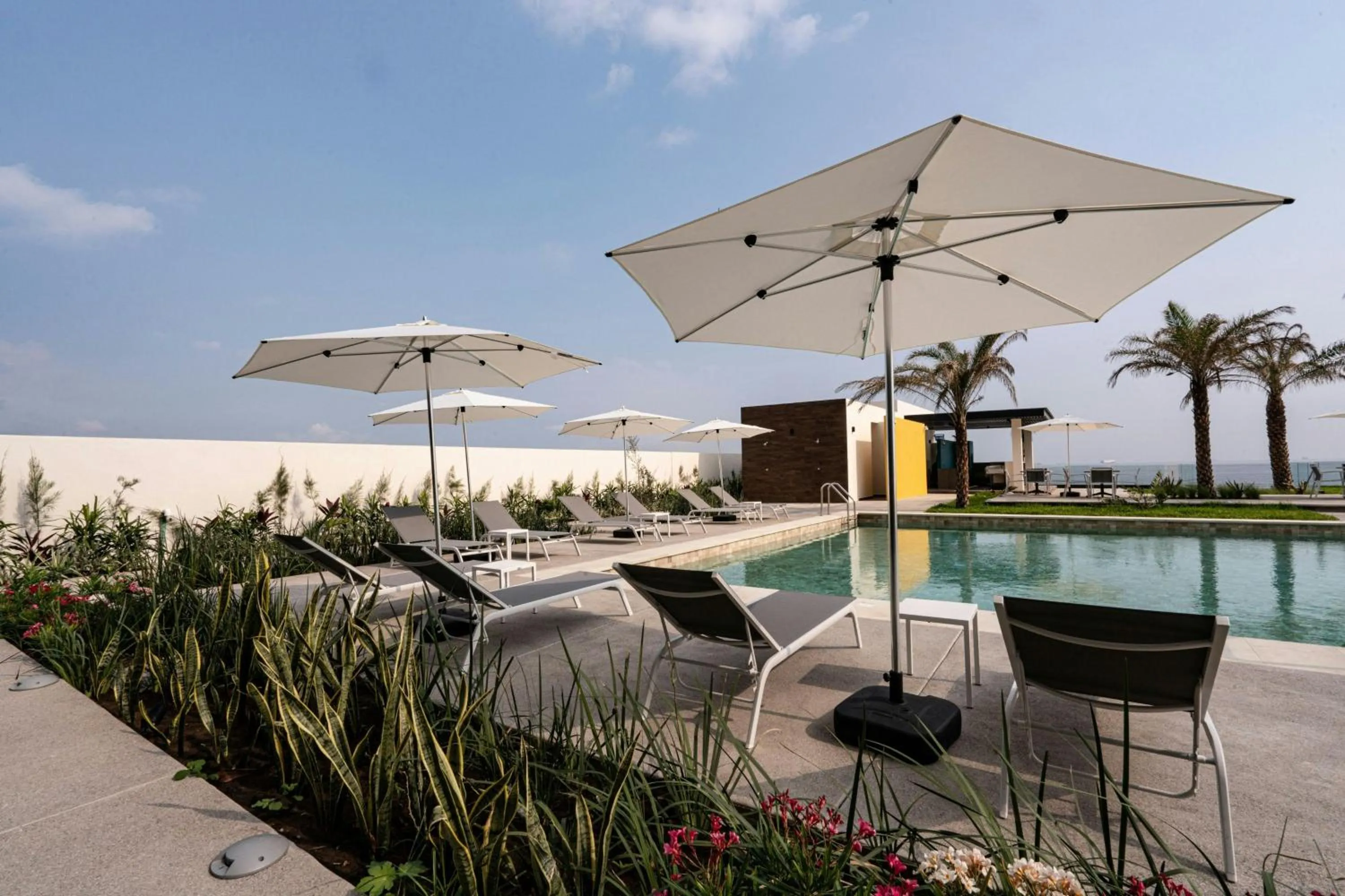 Swimming pool in Delta Hotels by Marriott Riviera Veracruz