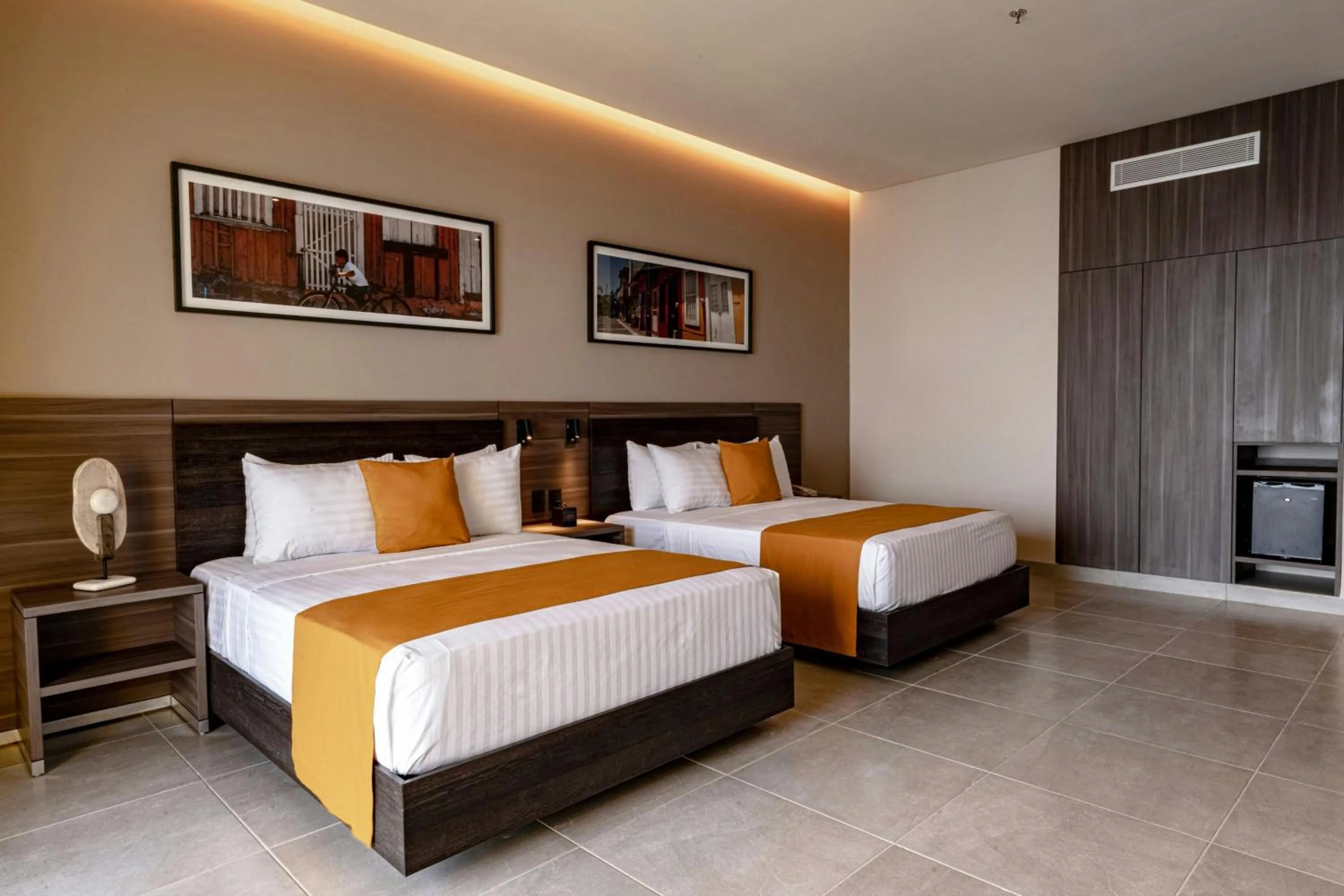 Photo of the whole room, Bed in Delta Hotels by Marriott Riviera Veracruz