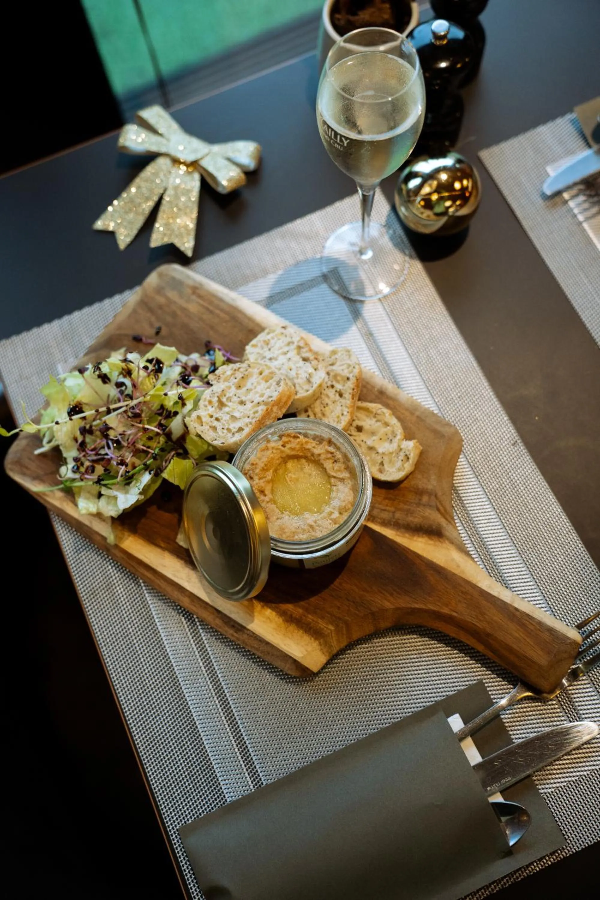 Restaurant/places to eat in Best Western Plus Le Conquerant Rouen Nord