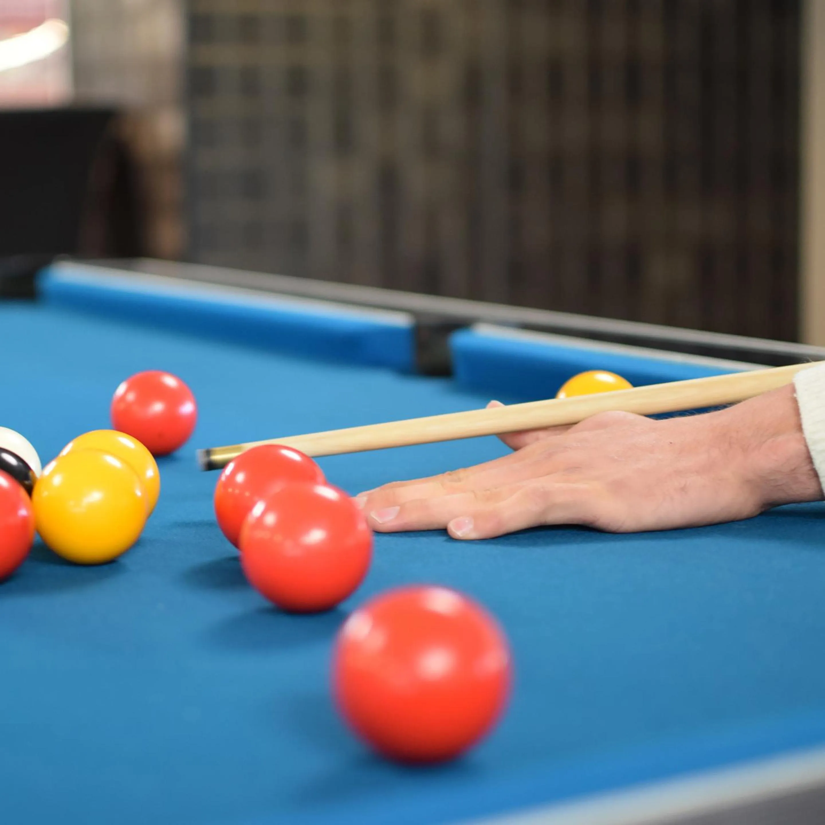 Billiard in Best Western Plus Le Conquerant Rouen Nord