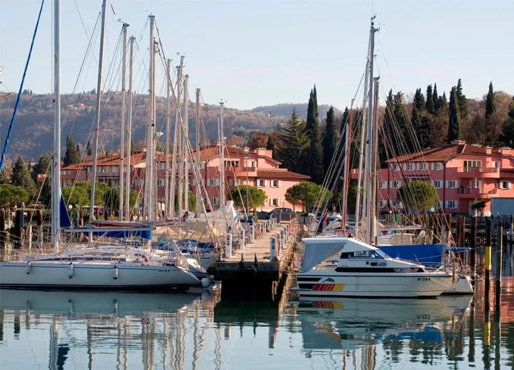 Sea view in Residence Marina Garbin Apartment