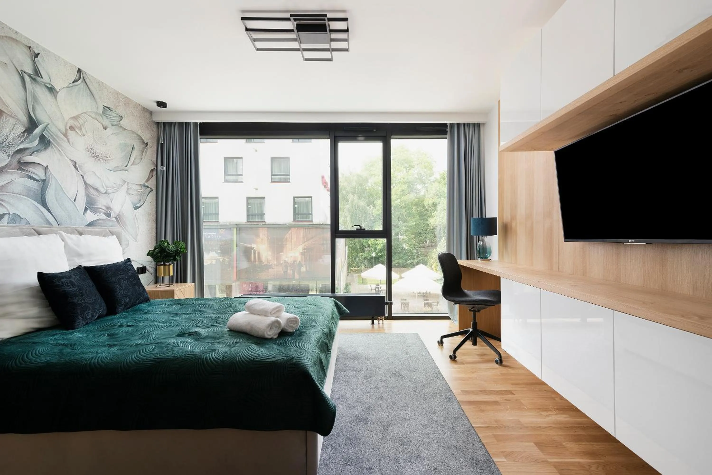 Bed in Easy Rent Apartments - GOLD 30, Basen & SPA, Centrum 24h Check-in