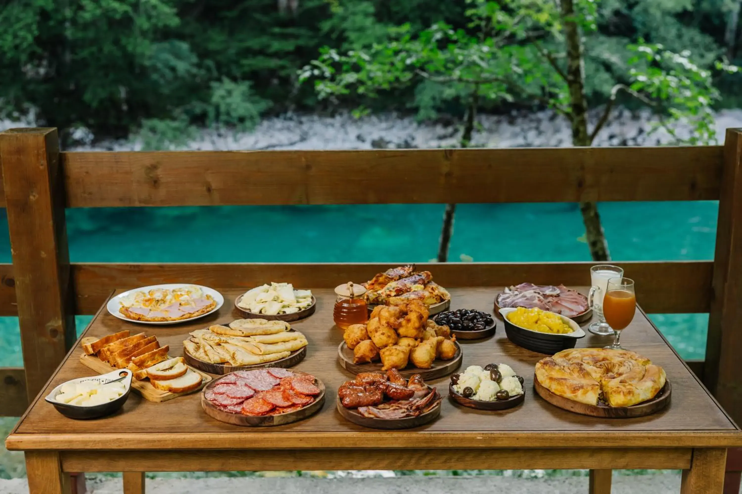 Food and drinks in Hotel Porto Tara Food and drinks in Hotel Porto Tara