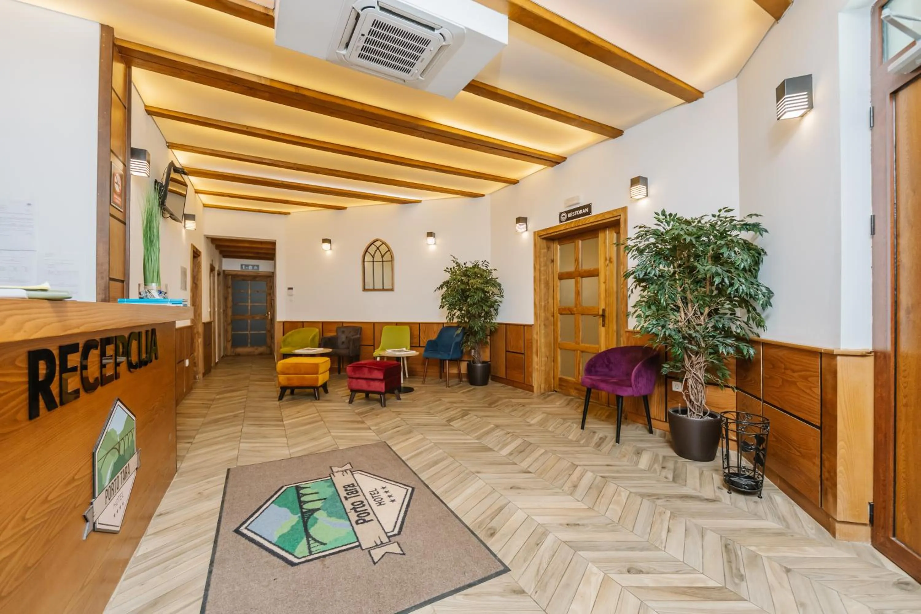 Living room in Hotel Porto Tara