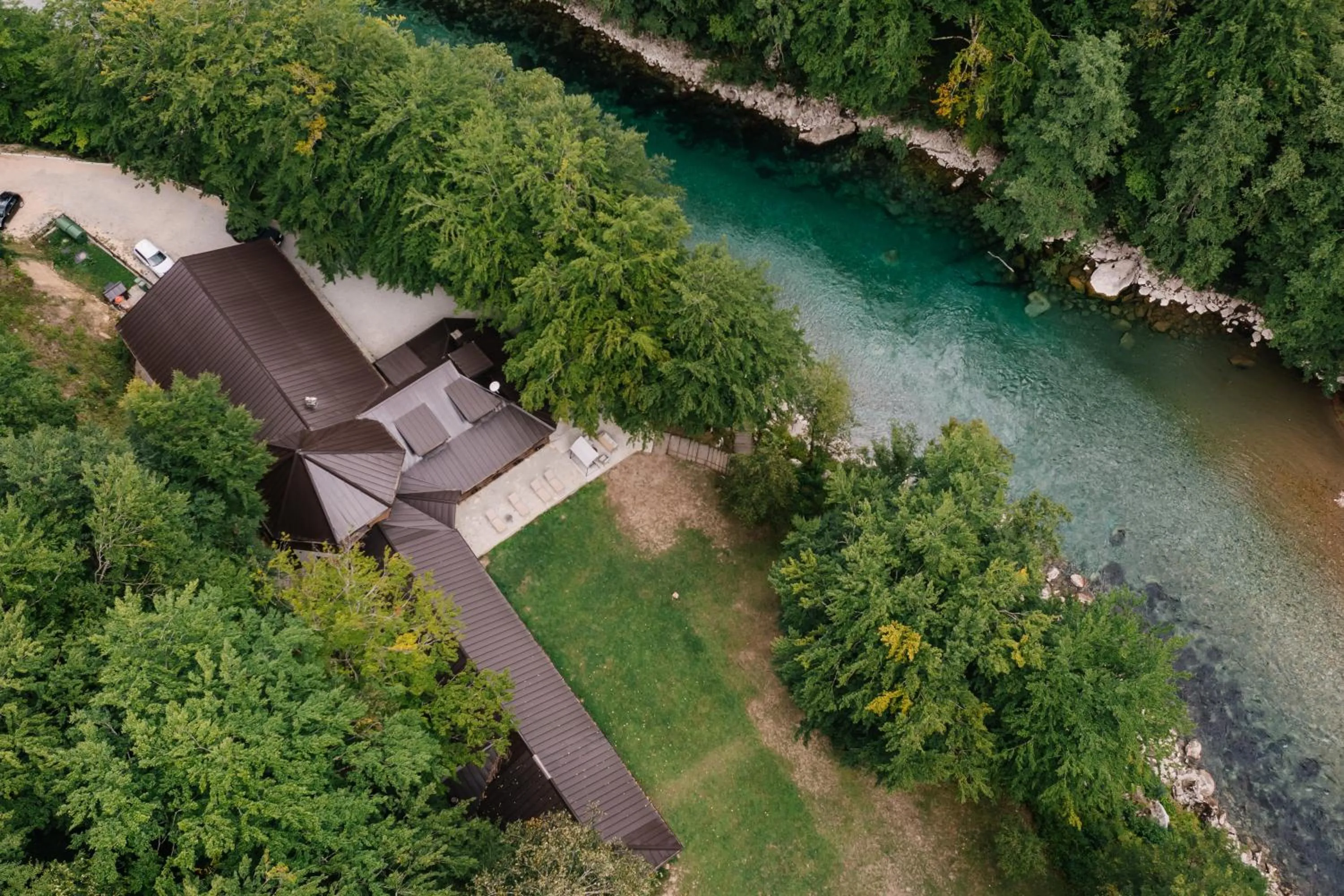 Property building in Hotel Porto Tara