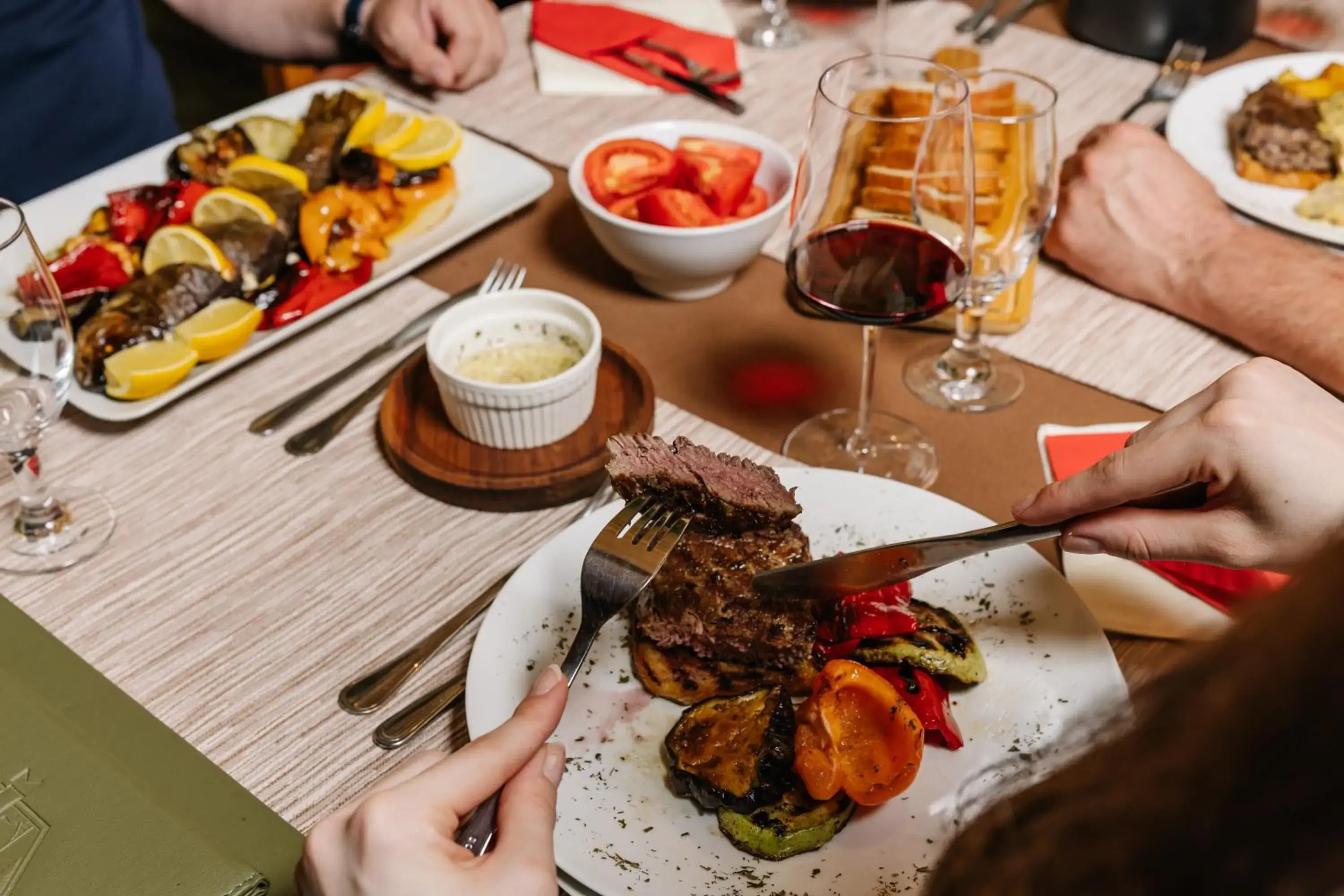 Food and drinks in Hotel Porto Tara Food and drinks in Hotel Porto Tara