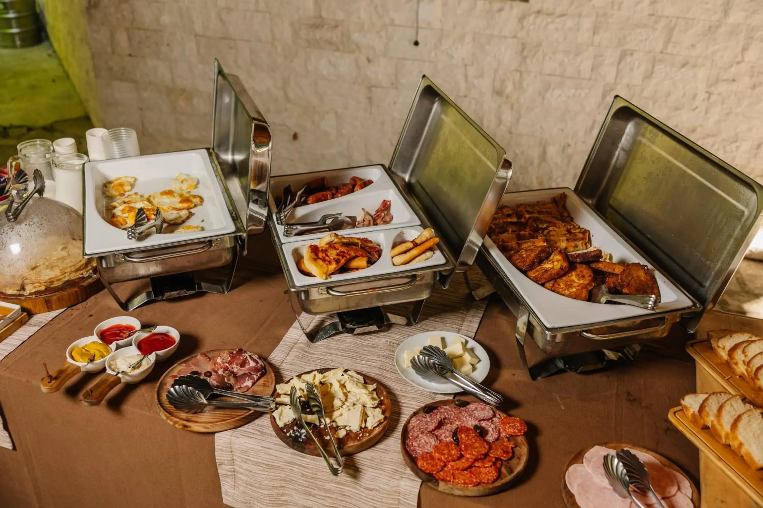 Food and drinks in Hotel Porto Tara Food and drinks in Hotel Porto Tara