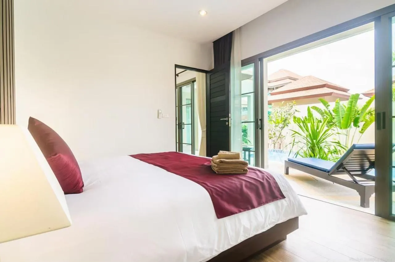 Bed in Shanti Villas x MonthStayZ Thailand