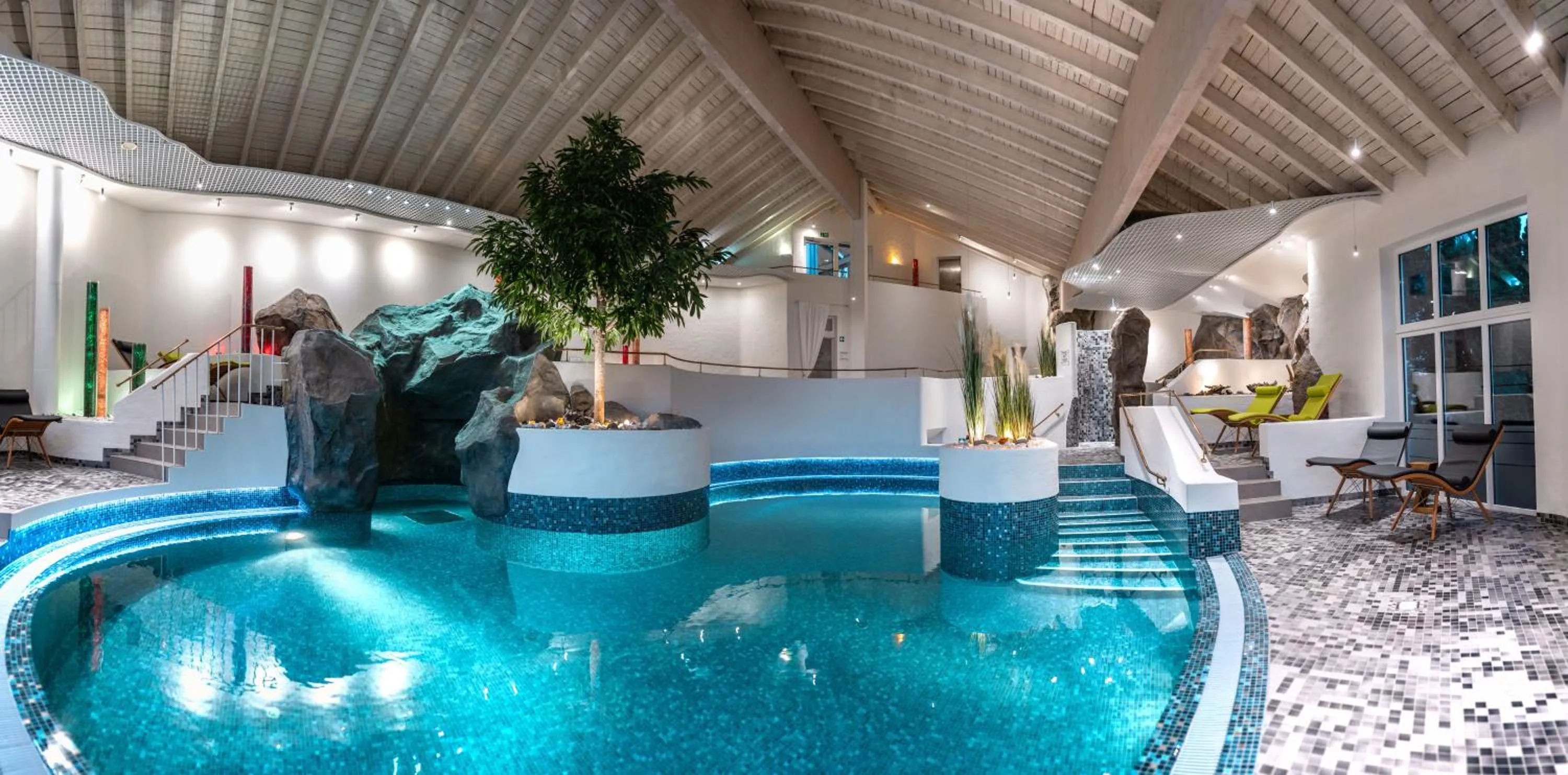 Swimming pool in Hotel Wutzschleife