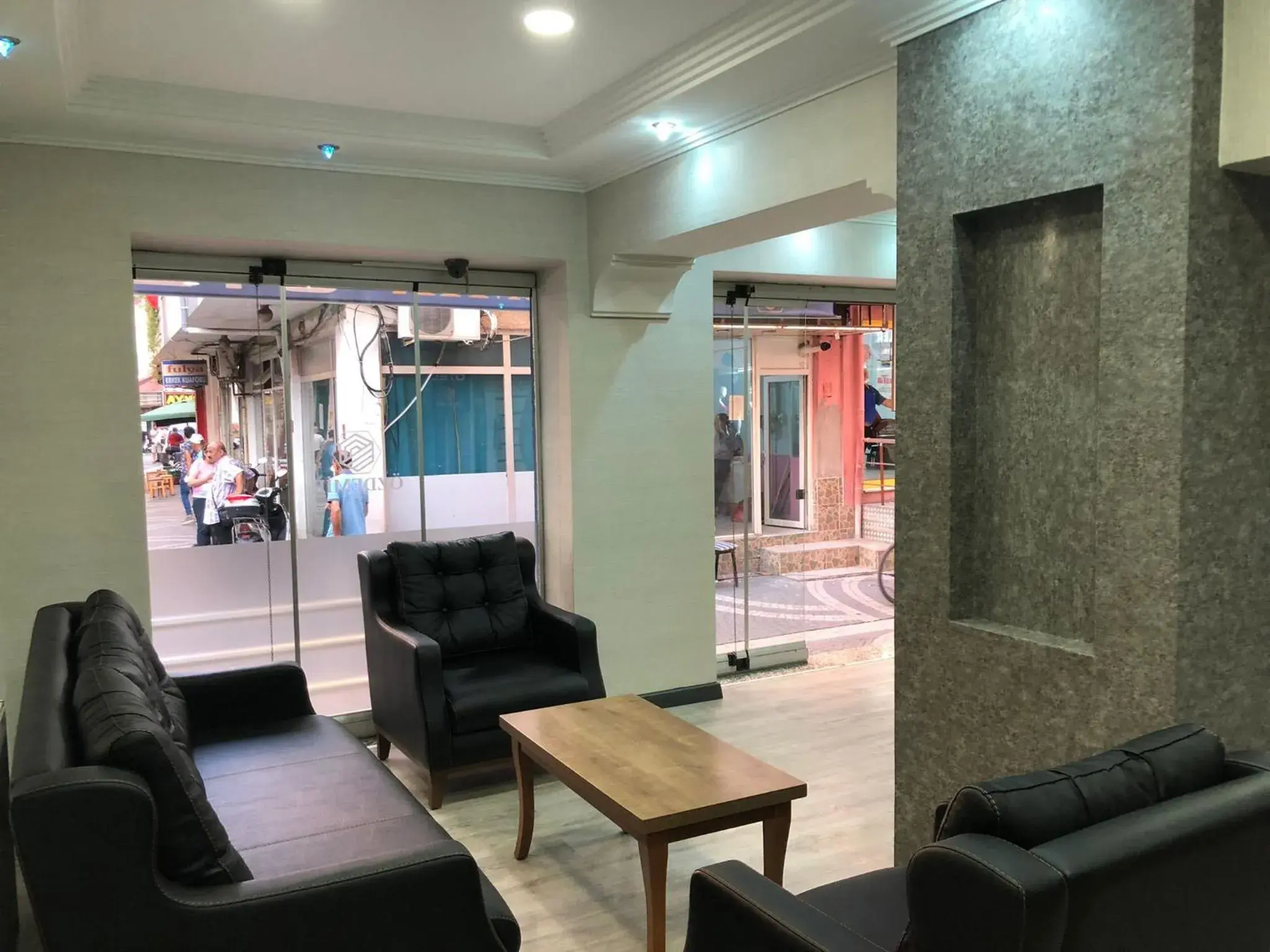 Lobby or reception in Özdemir Otel Lobby or reception in Özdemir Otel