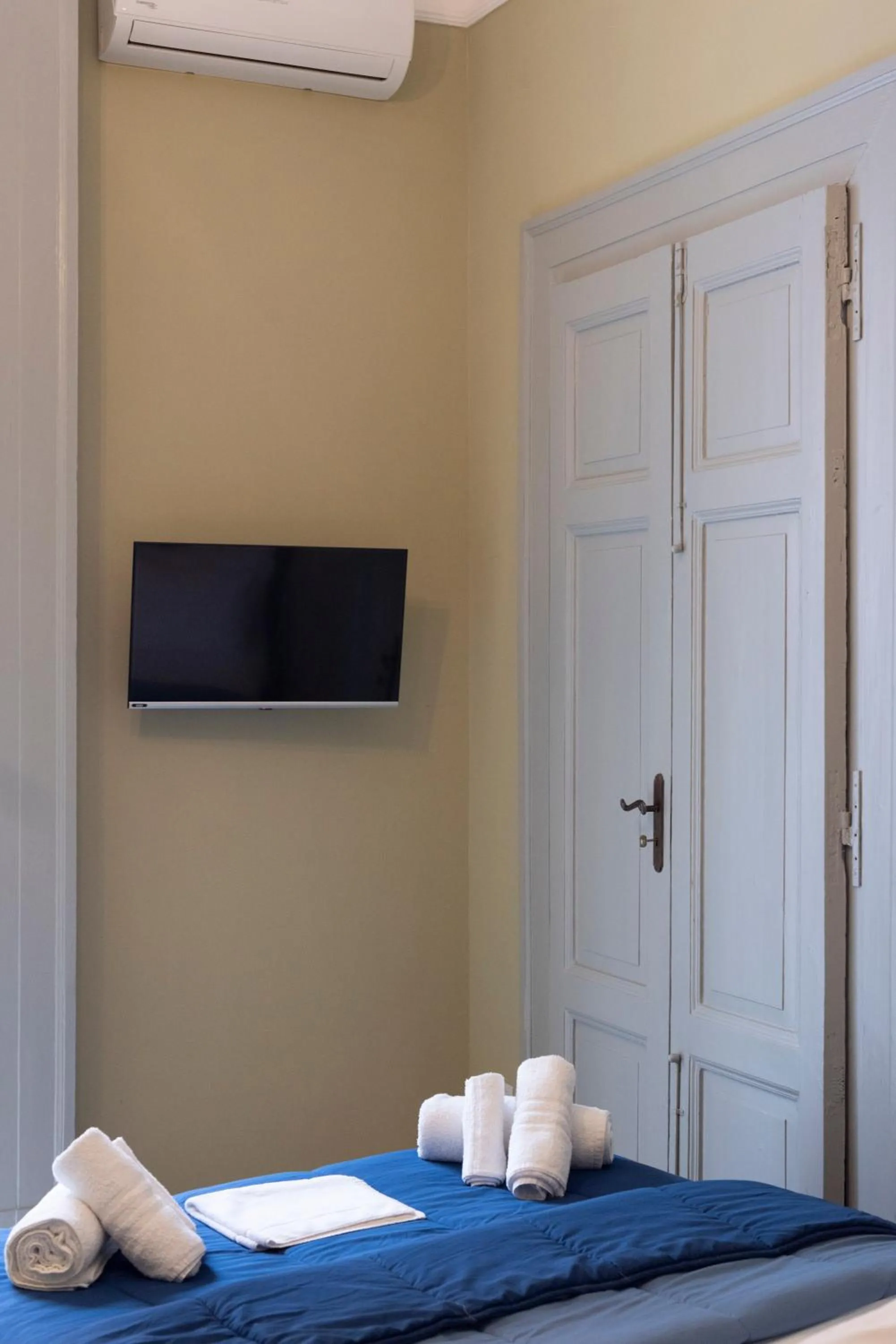 TV and multimedia, Bed in B&B o' Panar al Duomo