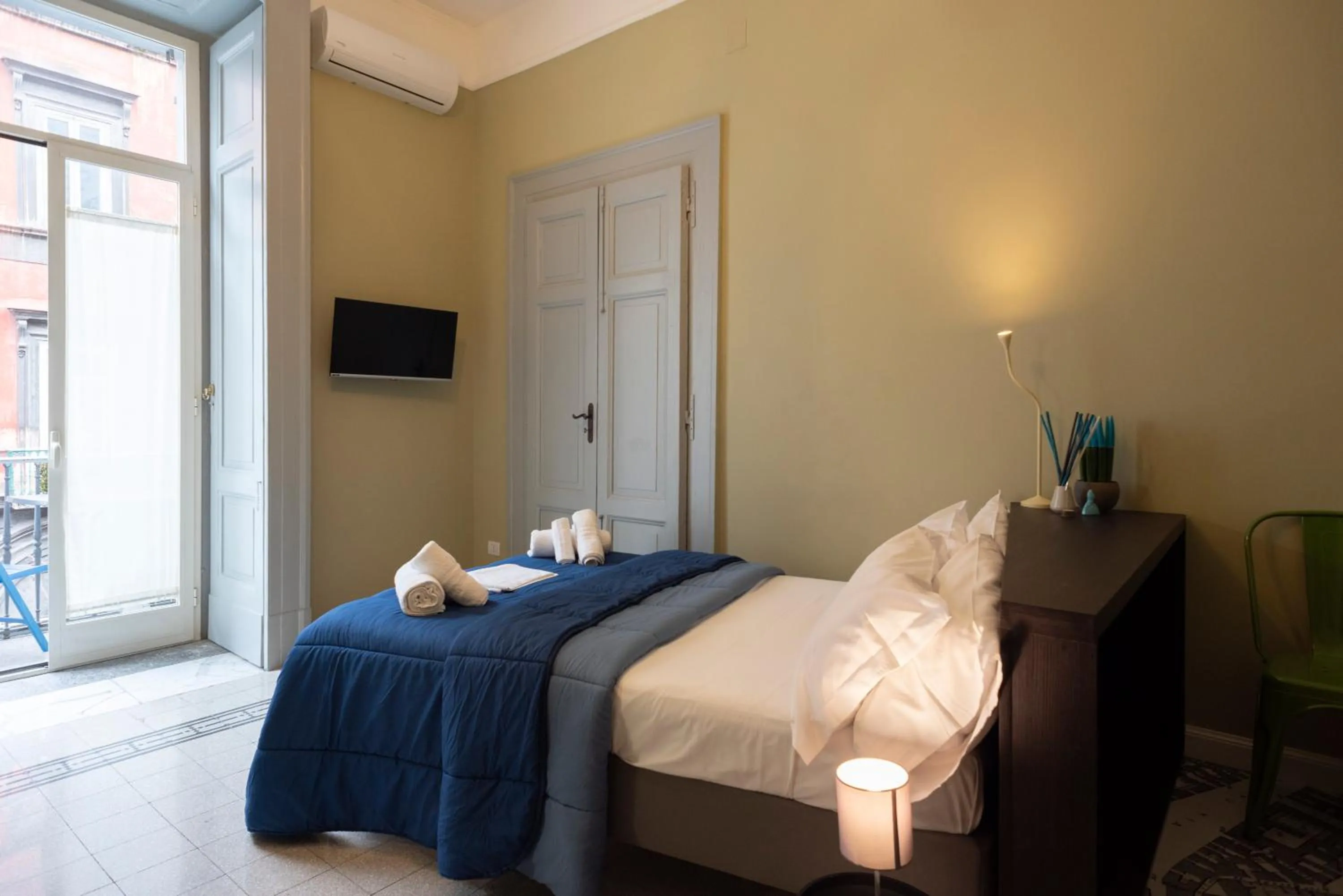 TV and multimedia, Bed in B&B o' Panar al Duomo