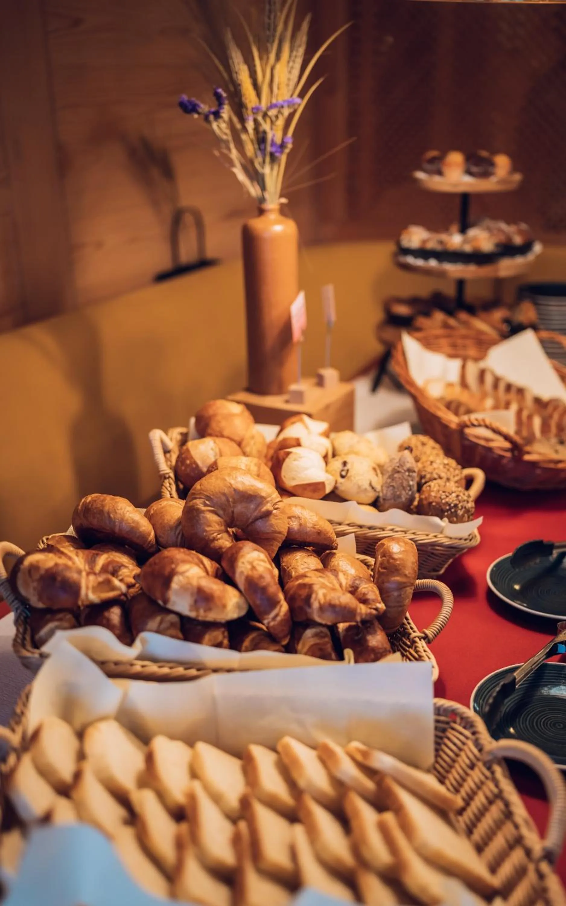 Breakfast in Hotel Jungfraublick