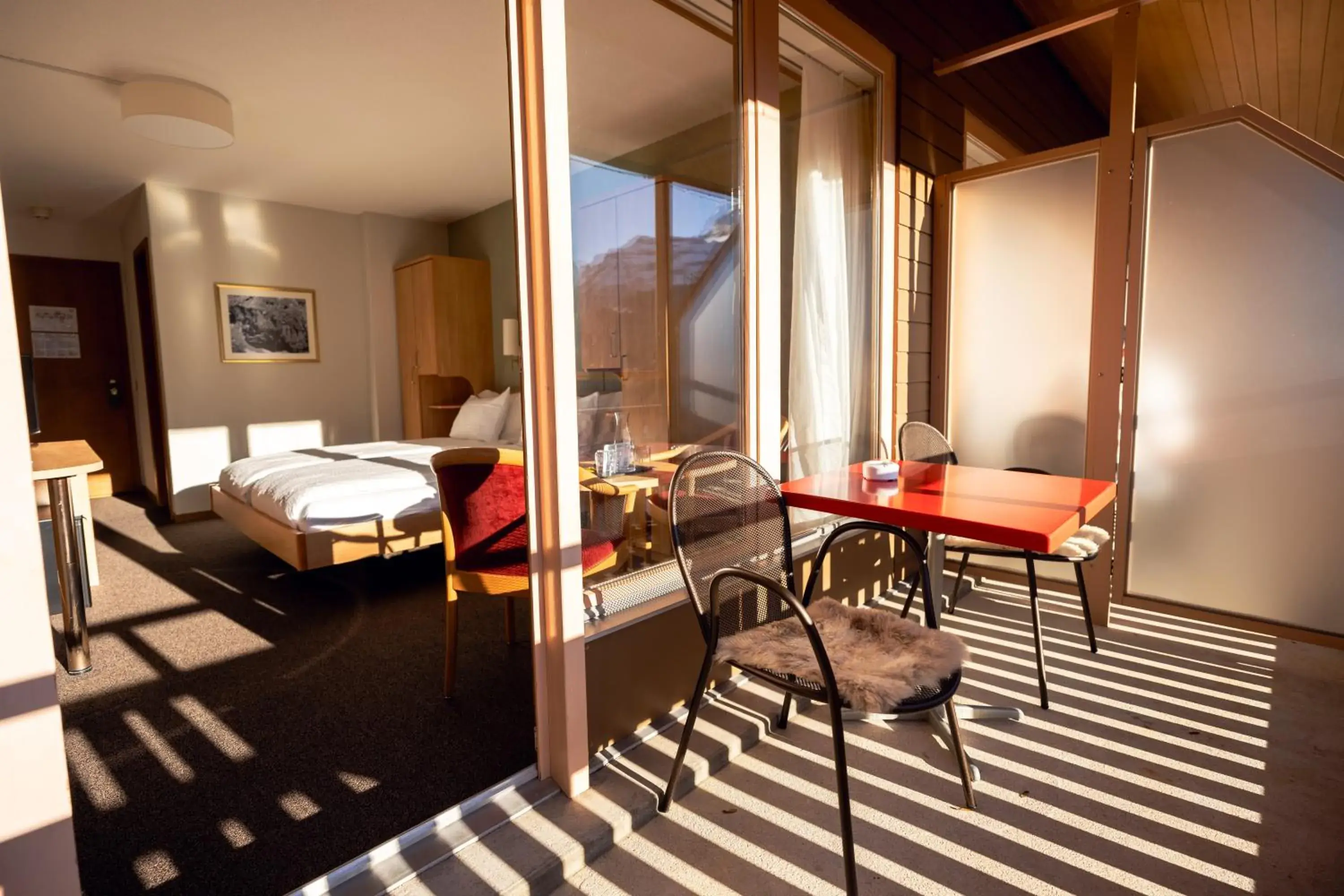 Balcony/Terrace, Bed in Hotel Jungfraublick Balcony/Terrace, Bed in Hotel Jungfraublick