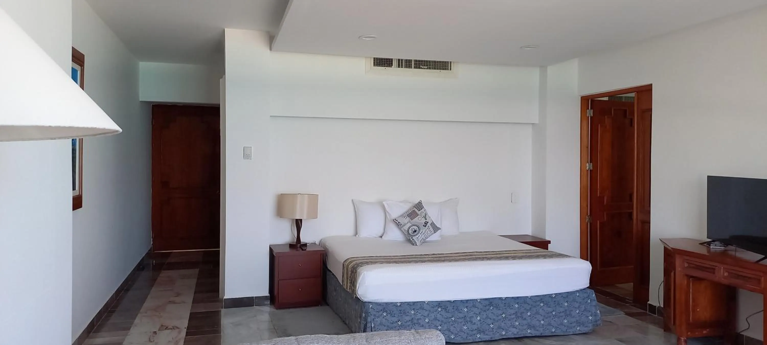 Bedroom, Bed in Hotel & Museo Casa Turquesa