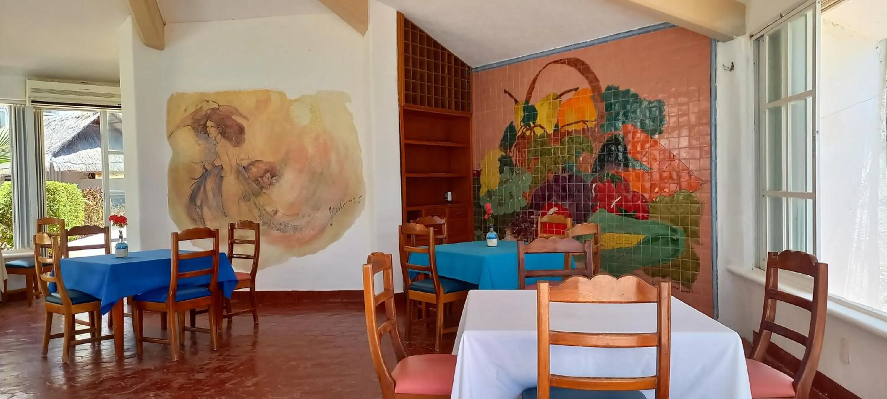 Restaurant/places to eat in Hotel & Museo Casa Turquesa