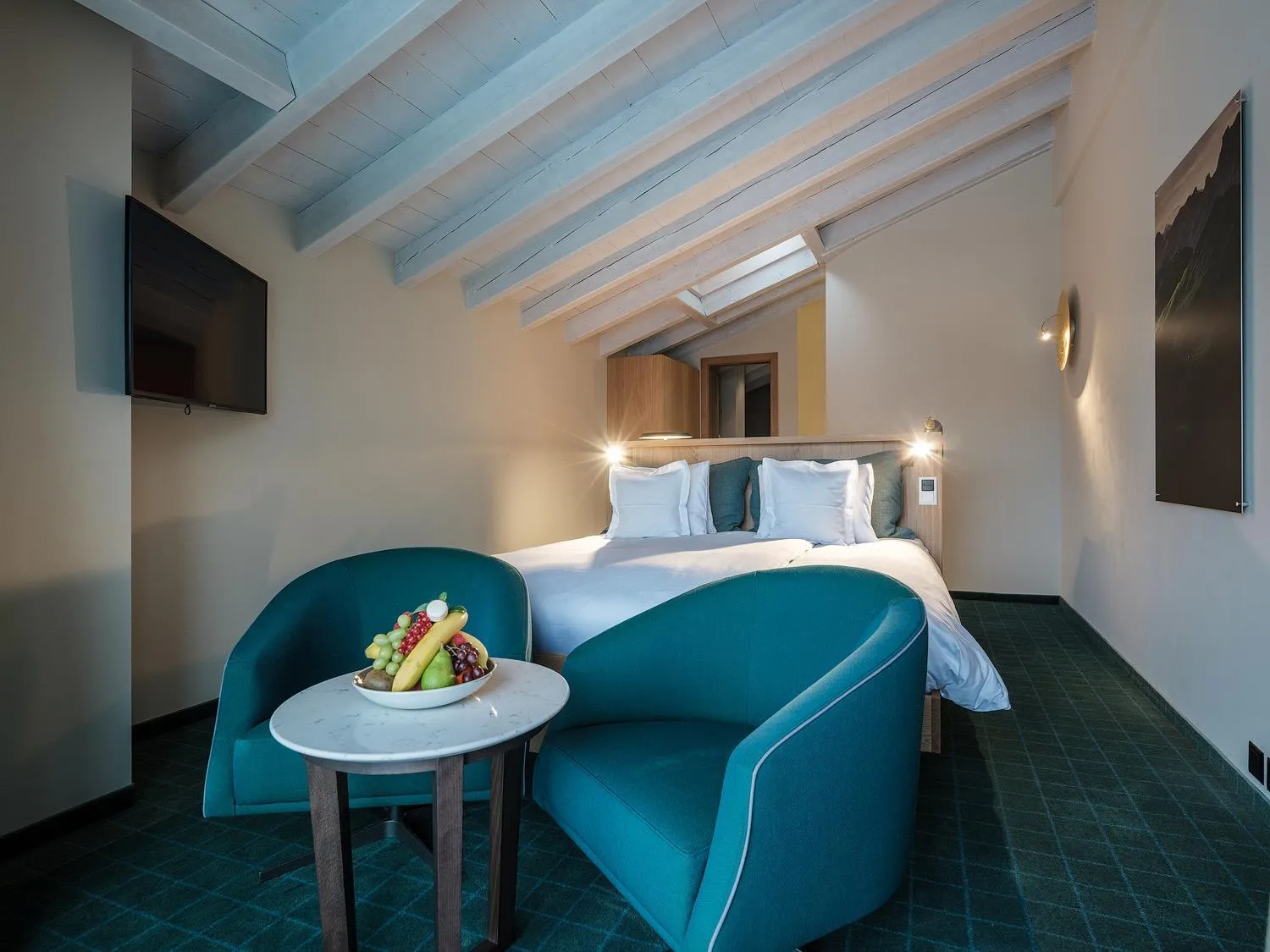 Bed in National Zermatt - Matterhorn Views, Sunnegga Gateway & SPA