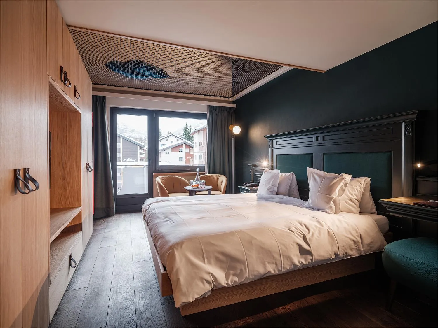 Bed in National Zermatt - Matterhorn Views, Sunnegga Gateway & SPA