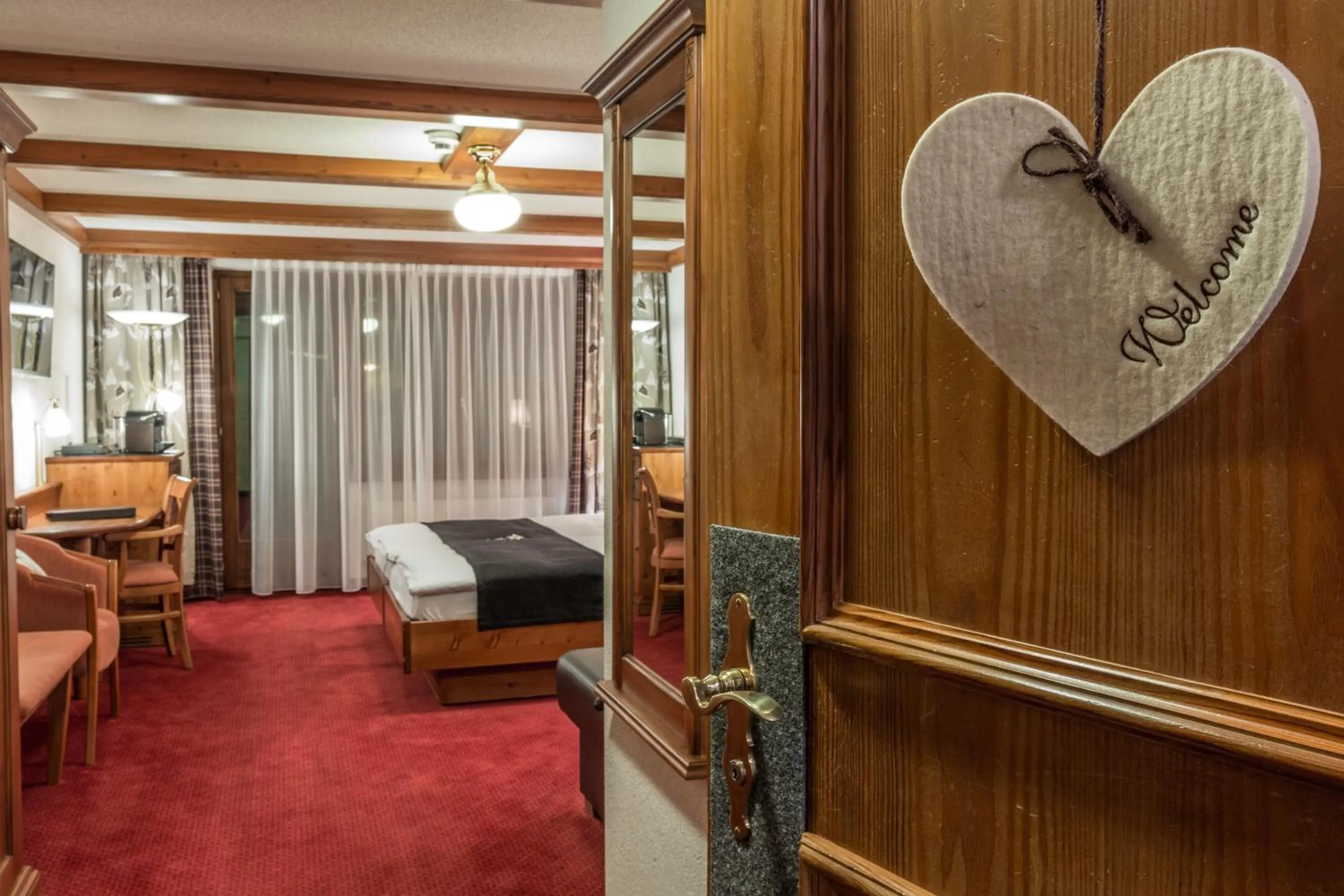 Bedroom, Bed in National Zermatt - Matterhorn Views, Sunnegga Gateway & SPA