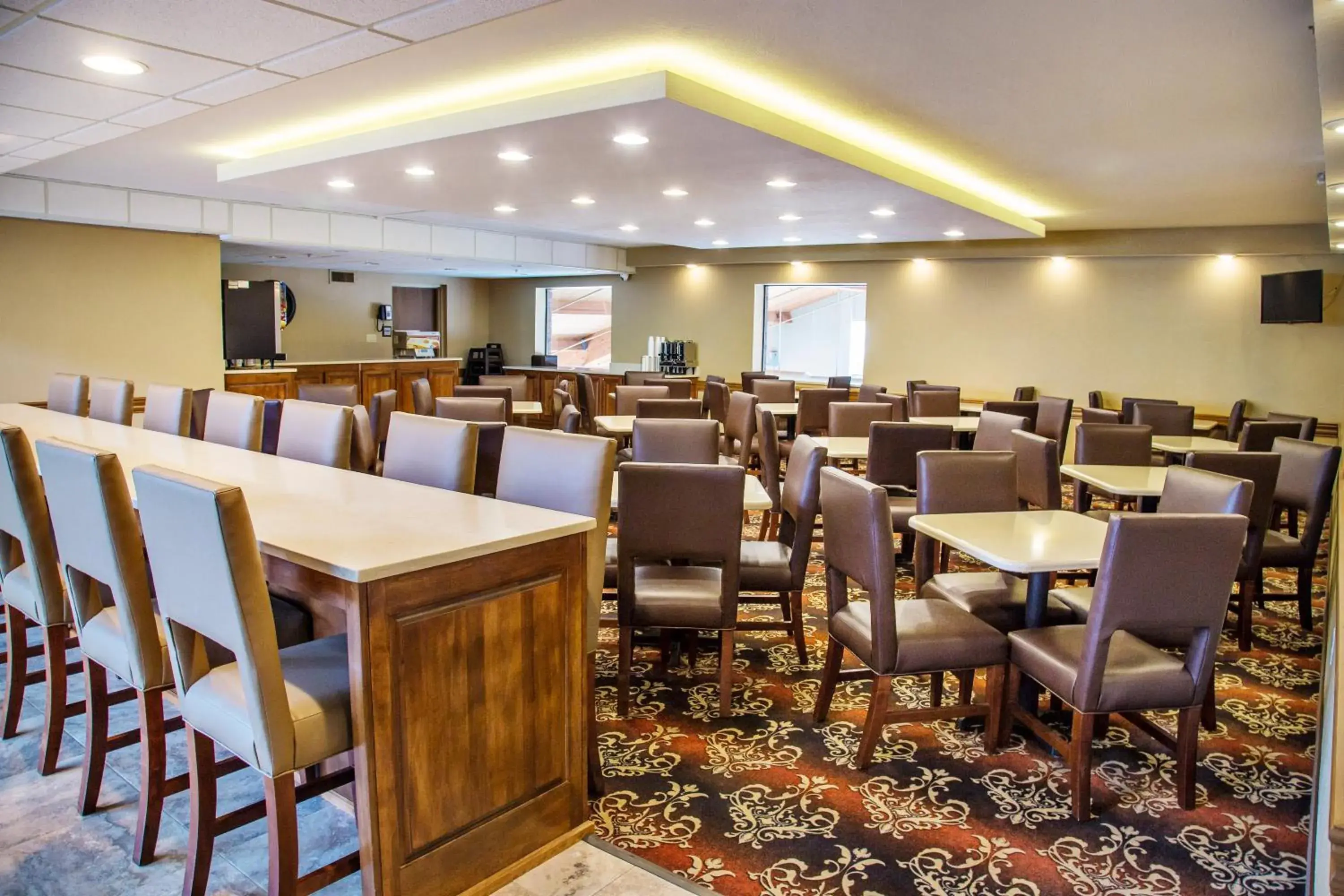 Meeting/conference room in Grand Oaks Hotel