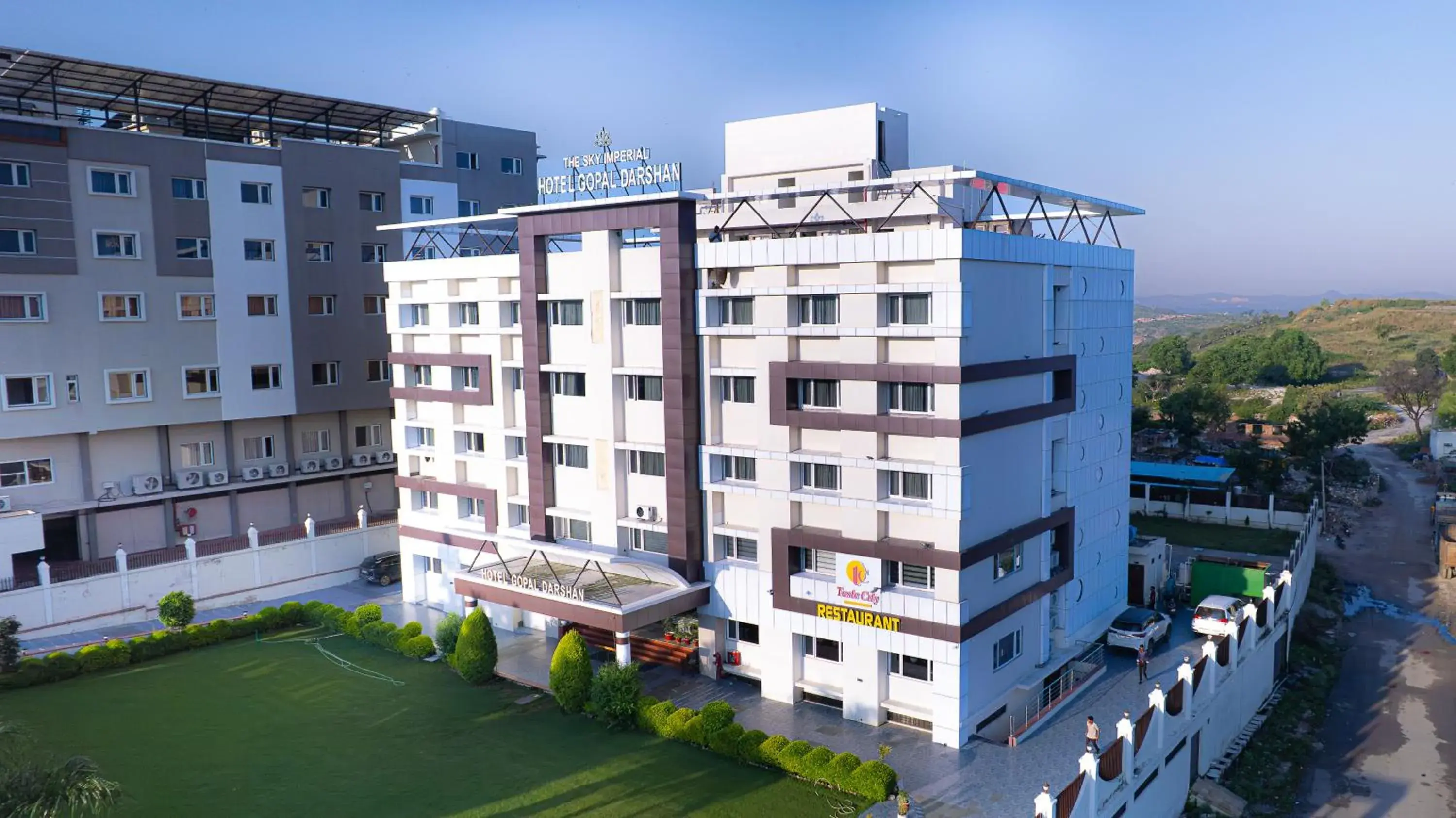 Property building in The Sky Imperial- Hotel Gopal Darshan Property building in The Sky Imperial- Hotel Gopal Darshan
