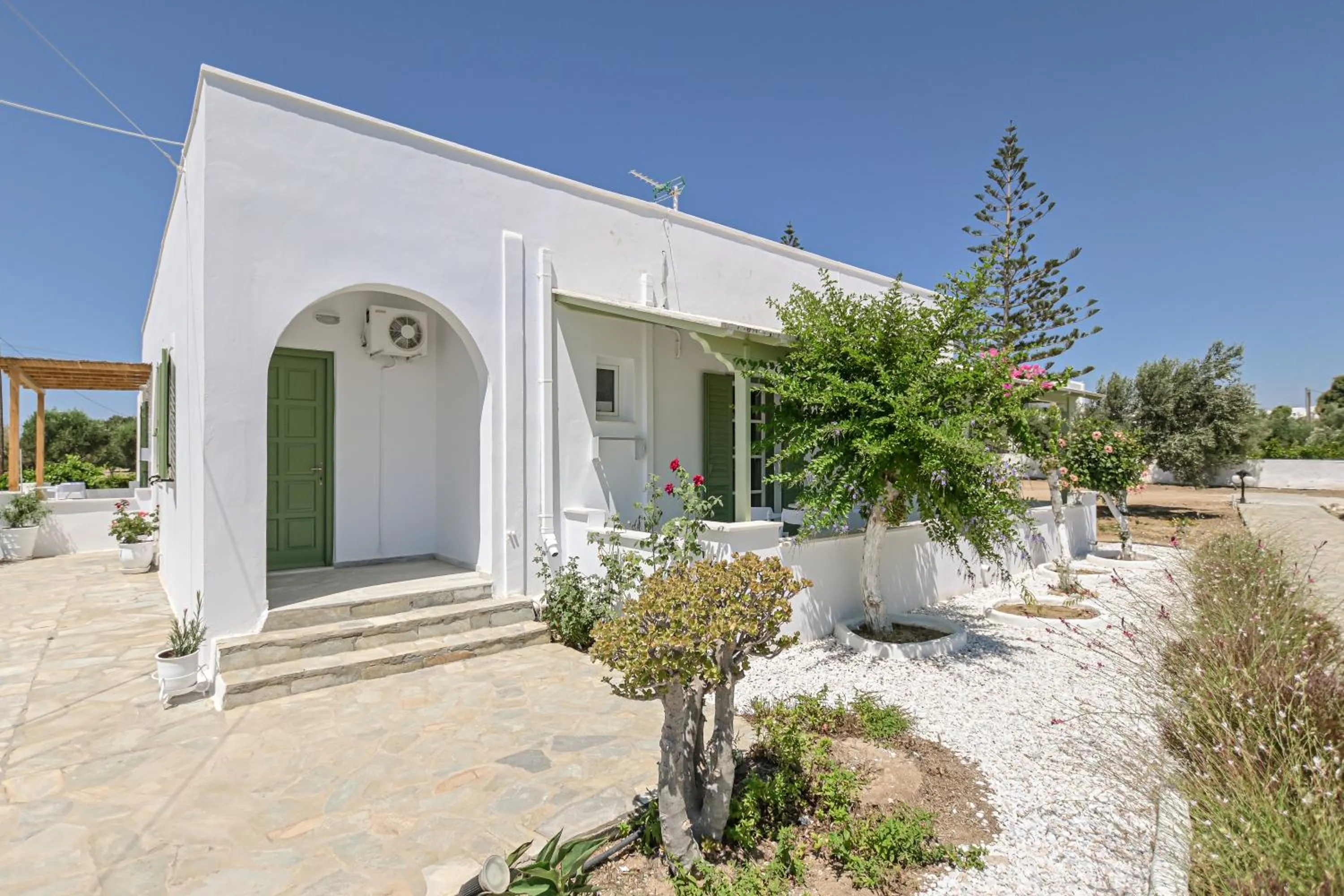 Property building in Naxian Garden of Senses