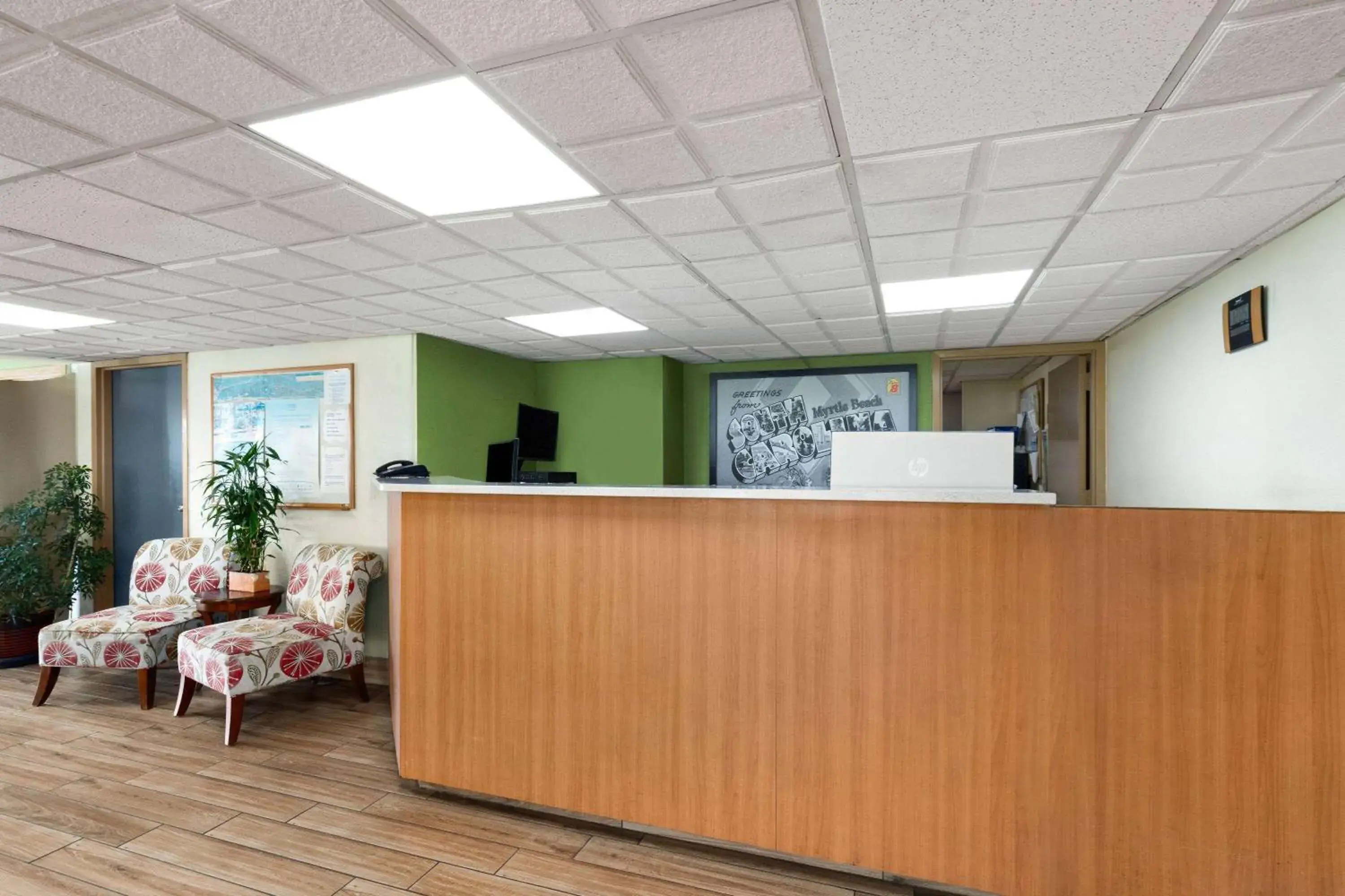 Lobby or reception in Super 8 by Wyndham Myrtle Beach/Market Common Area Lobby or reception in Super 8 by Wyndham Myrtle Beach/Market Common Area